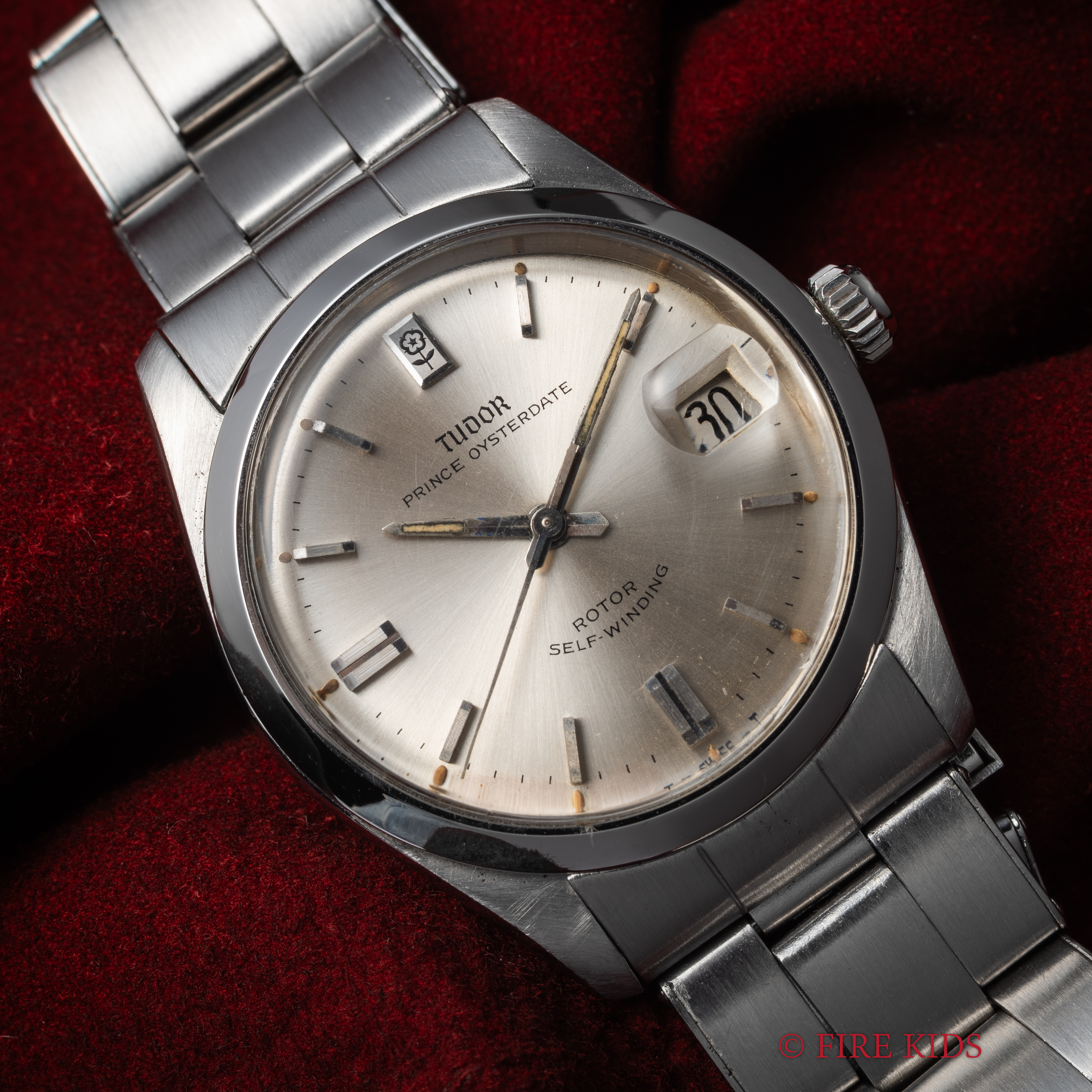 チューダー TUDOR プリンスオイスターデイト 小バラ 1966年製 シルバーダイヤル Ref.7996 自動巻き Cal.2462 純正リベットブレス