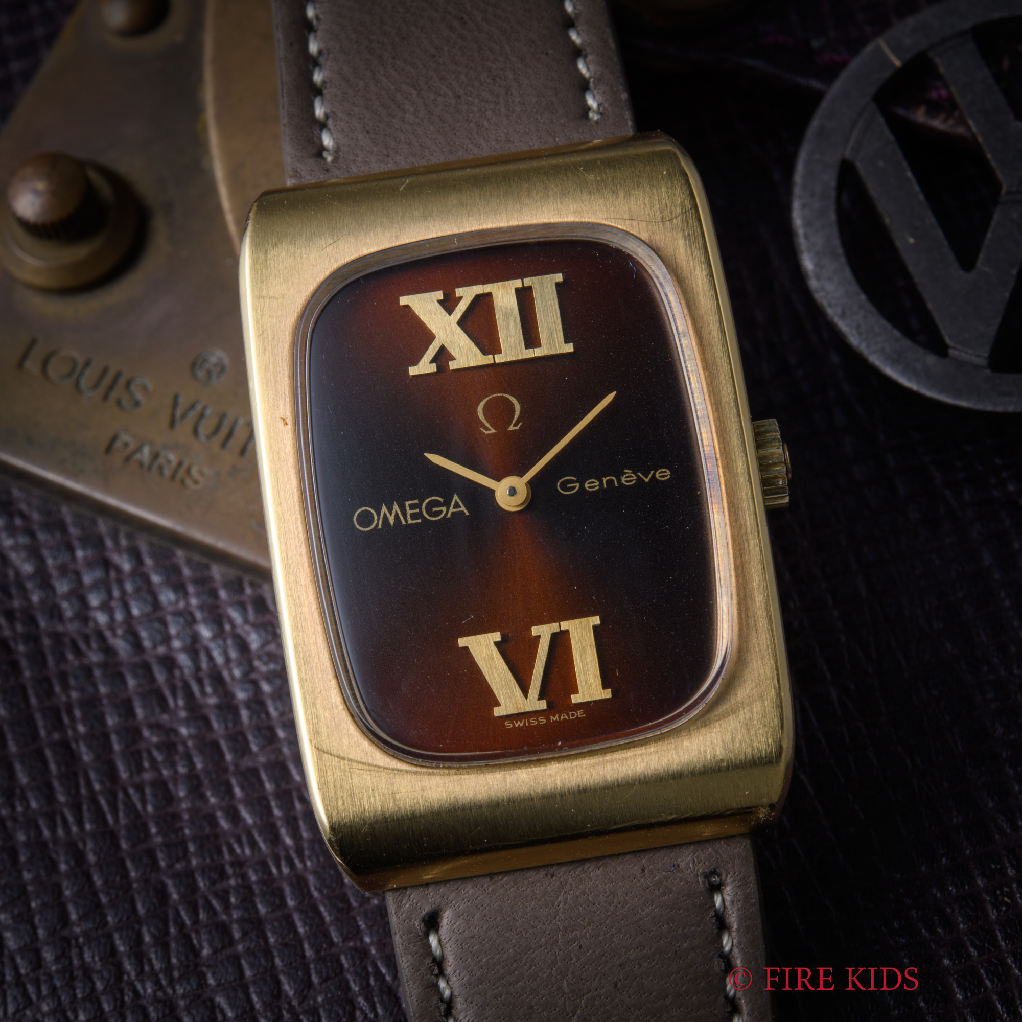 オメガ OMEGA ジュネーブ 1974年製 レクタンギュラー ブラウンダイヤル ref.511.0469 cal.625