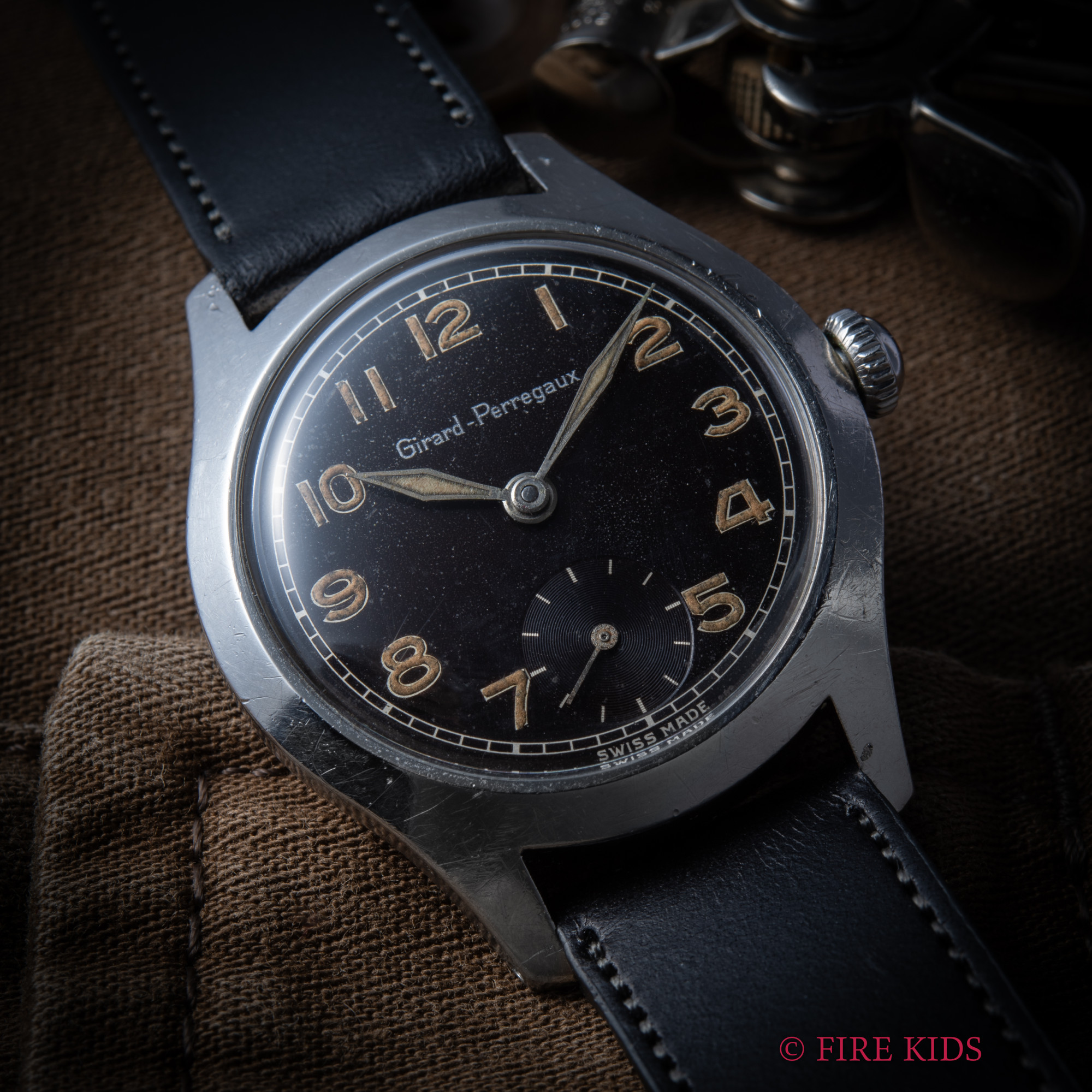 ジラールペルゴ Girard-Perregaux ブラック全アラビアダイヤル 1940年代製 手巻き スモセコ