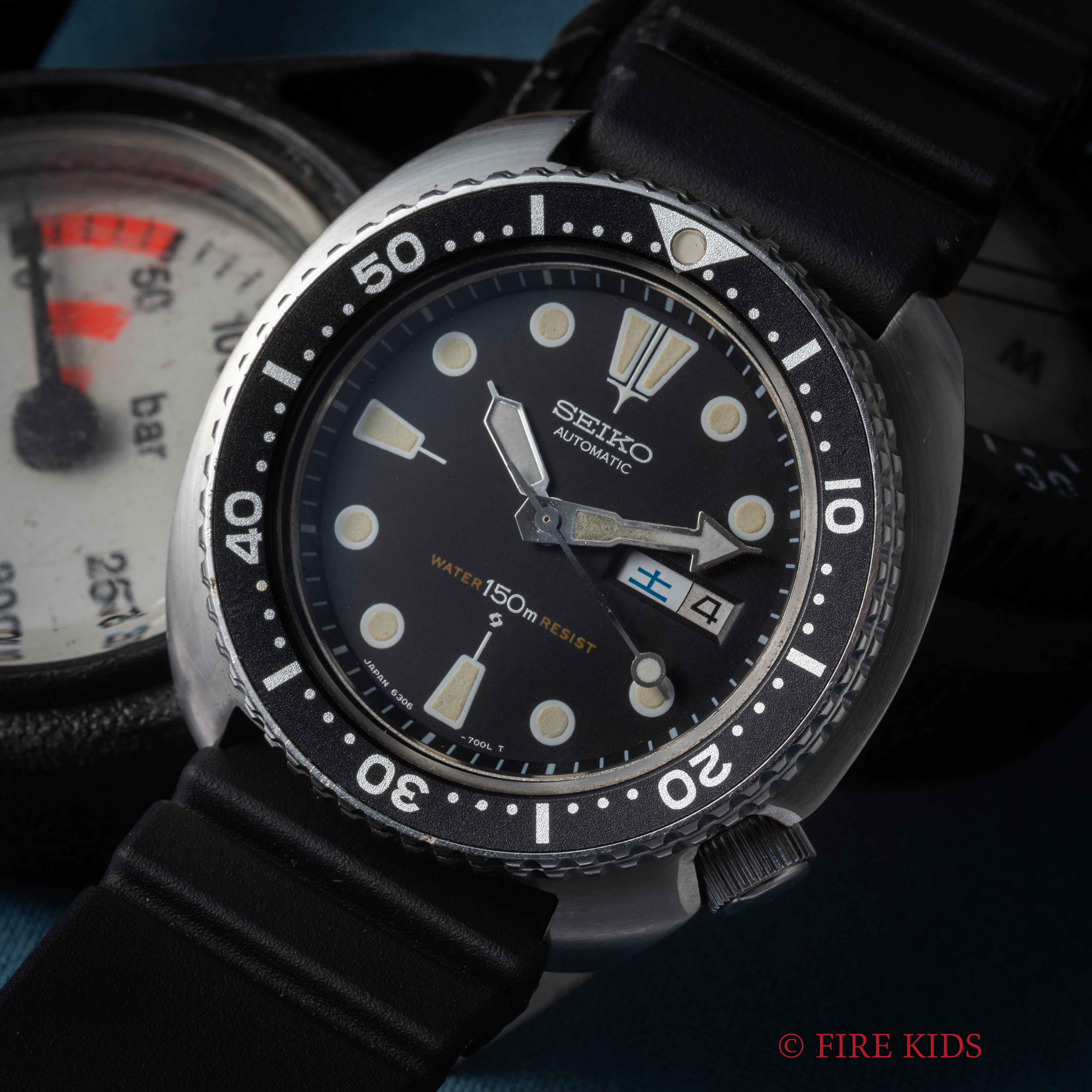 セイコー SEIKO 150mプロフェッショナル 3rdダイバー 1981年製 国内仕様 純正ラバーベルト、尾錠付き