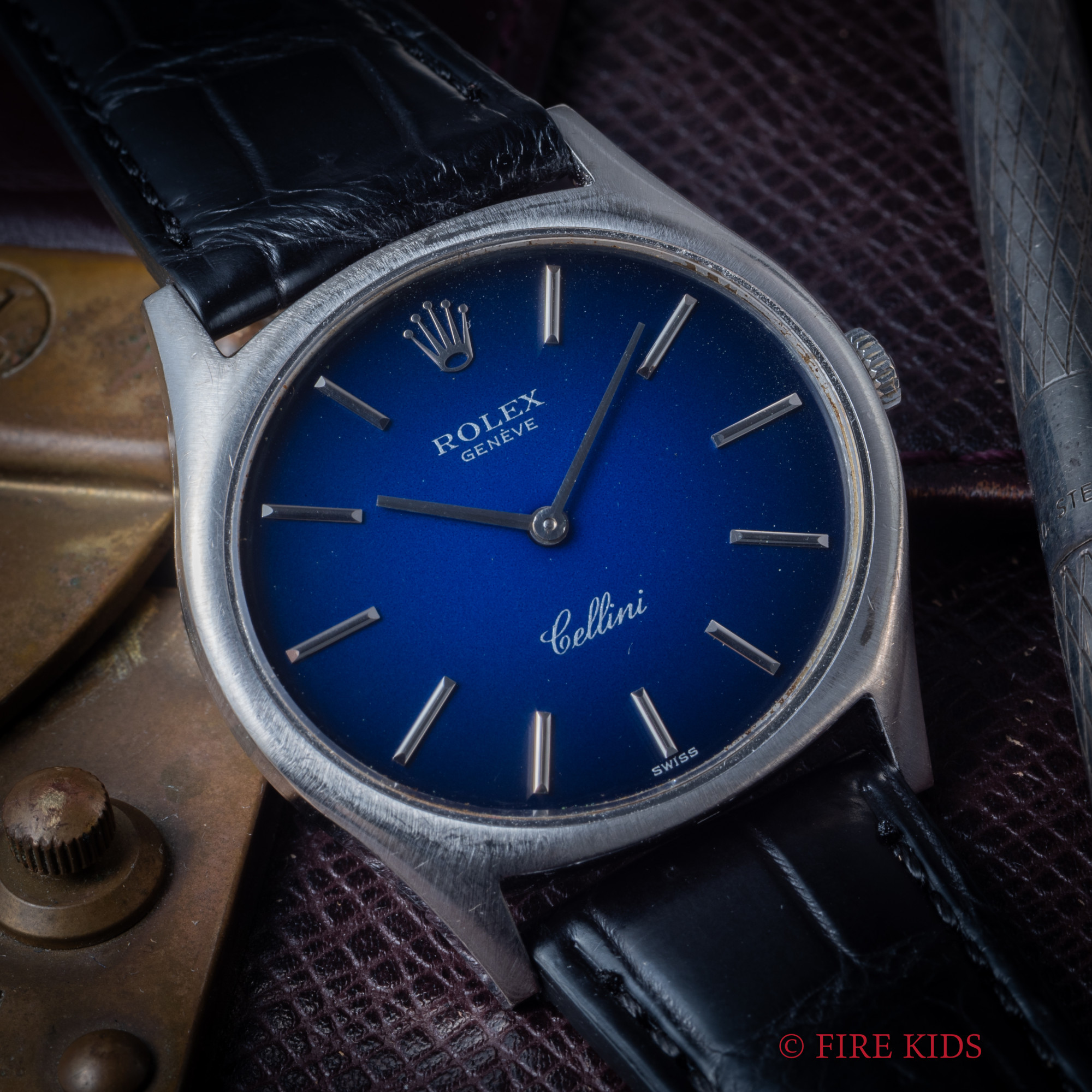 ロレックス ROLEX チェリーニ 1974年製 Ref.3804 手巻 K18WG金無垢 ブルーグラデーション文字盤 純正尾錠付
