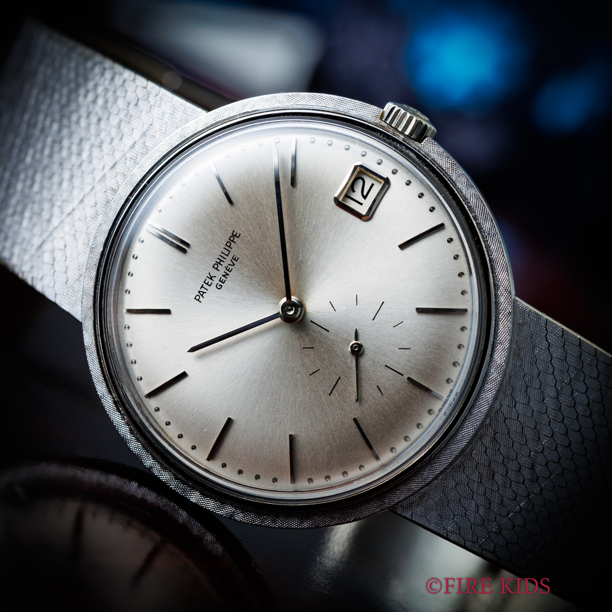 パテックフィリップ PATEK PHILIPPE カラトラバ ブレス一体型 1968年製 Ref.3445/6 18金無垢ホワイトゴールド Cal.27-460M 自動巻き 純正金無垢ブレス アーカイブ付き