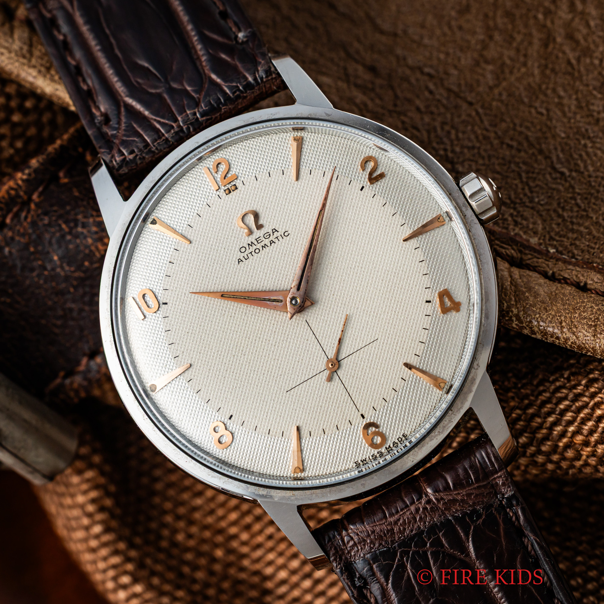 オメガ OMEGA ラウンド 1954年製 Ref.2807-1 ビッグケース ギョーシェ文字盤 自動巻 Cal.344 ミントコンディション