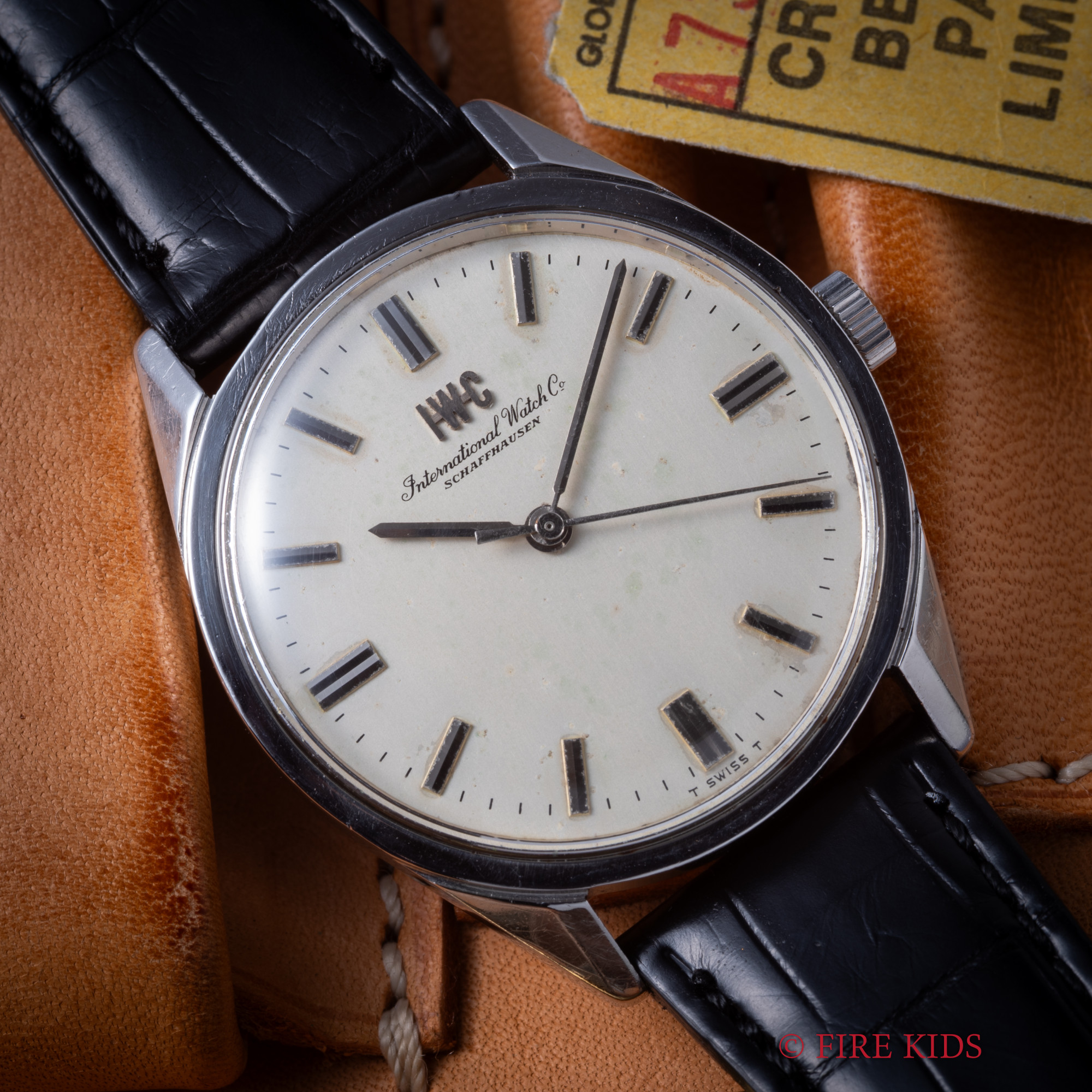 IWC ラウンドケース 1968年製 Ref.R810 手巻 Cal.89 お魚リューズ