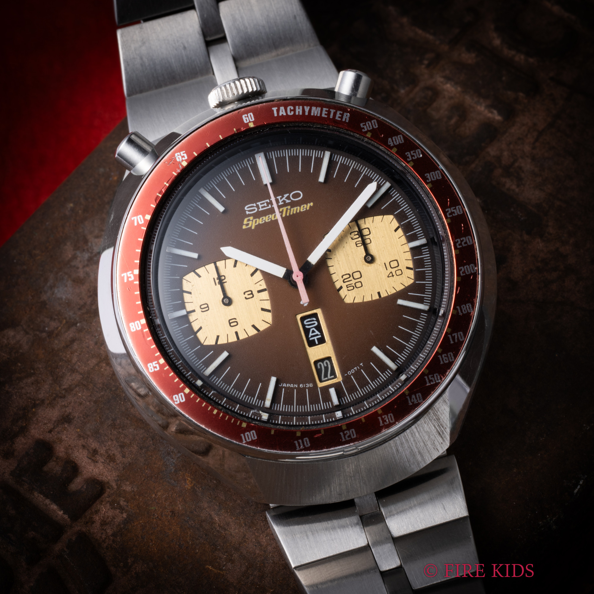 セイコー SEIKO スピードタイマー 茶馬 1977年製 自動巻きクロノグラフ 海外仕様 Cal.6138B デイデイト 英語/アラビア語 純正ブレス
