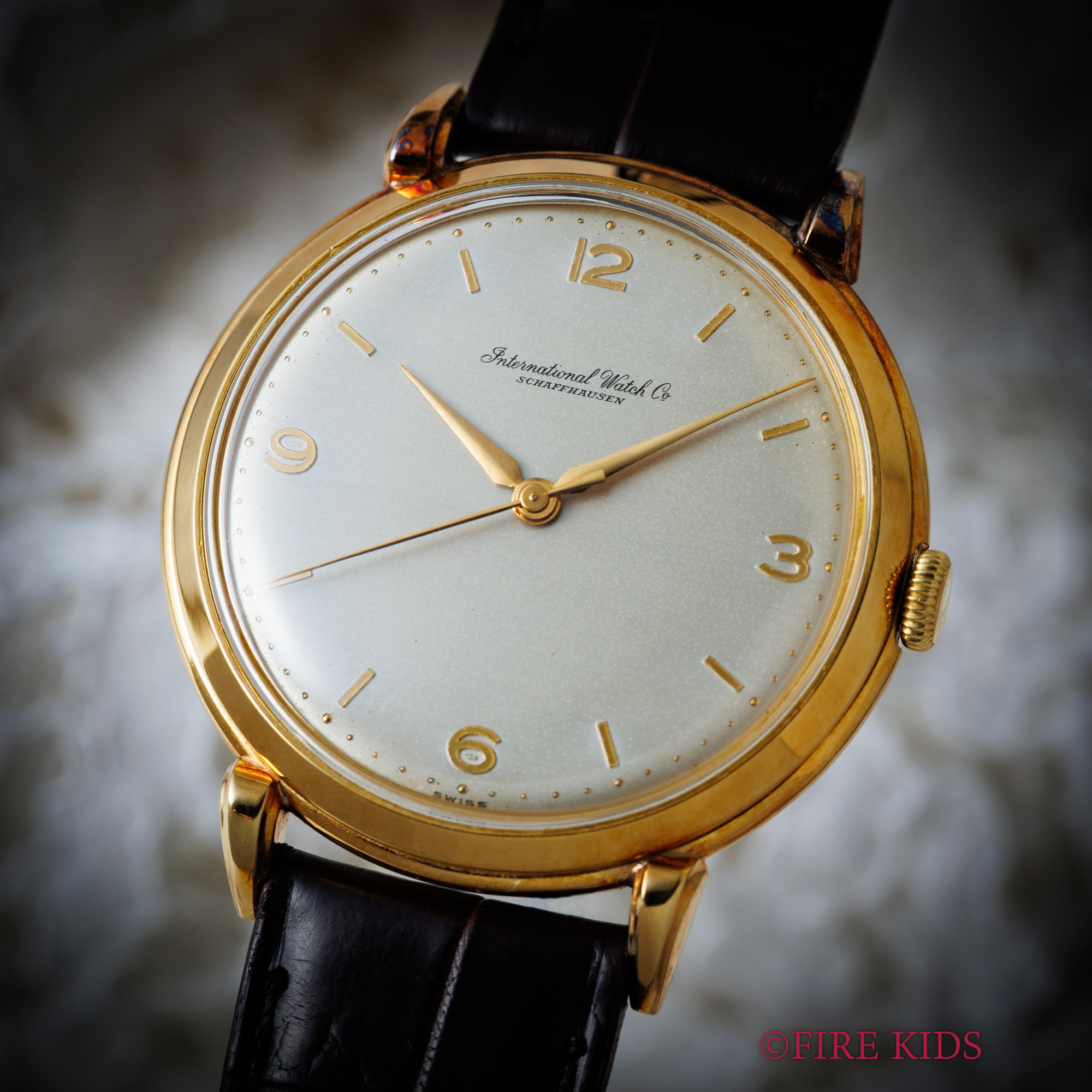 IWC ラウンドケース 1955年製 18金無垢イエローゴールド Cal.89 手巻き ビッグケース