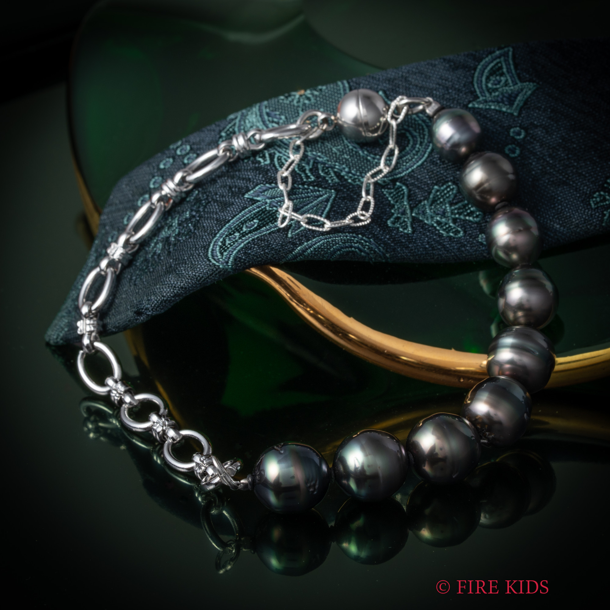 黒蝶真珠ブレスレットSilver7.5-10mm18cm