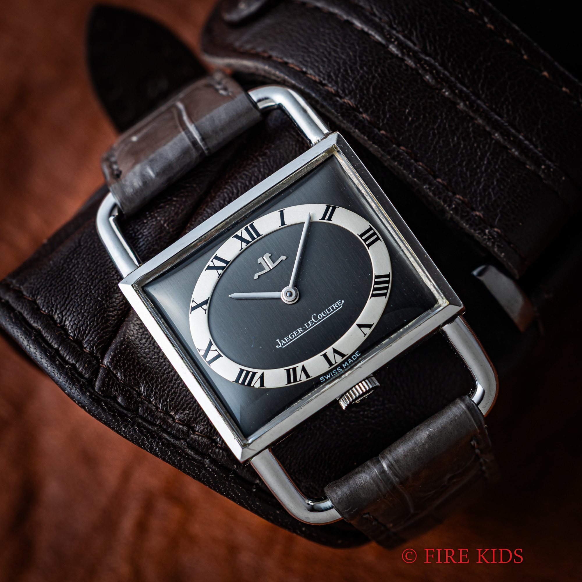 ジャガー・ルクルト JAEGER LE COULTRE  グランドエトリエ 1970年代製 Ref.9041 42 手巻 純正尾錠付