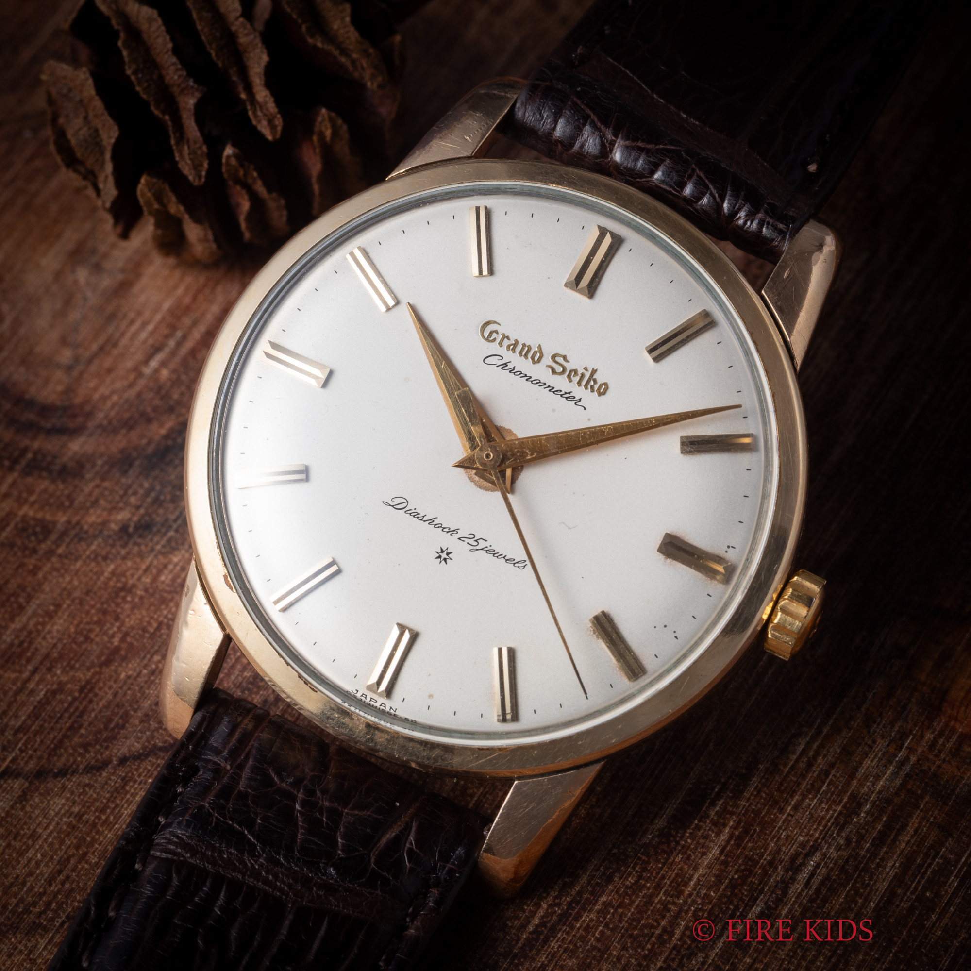 セイコー SEIKO グランドセイコー ファーストモデル 1963年製 J14070E GS 浮き・エッチング文字盤 手巻き Cal.3180 獅子メダリオン