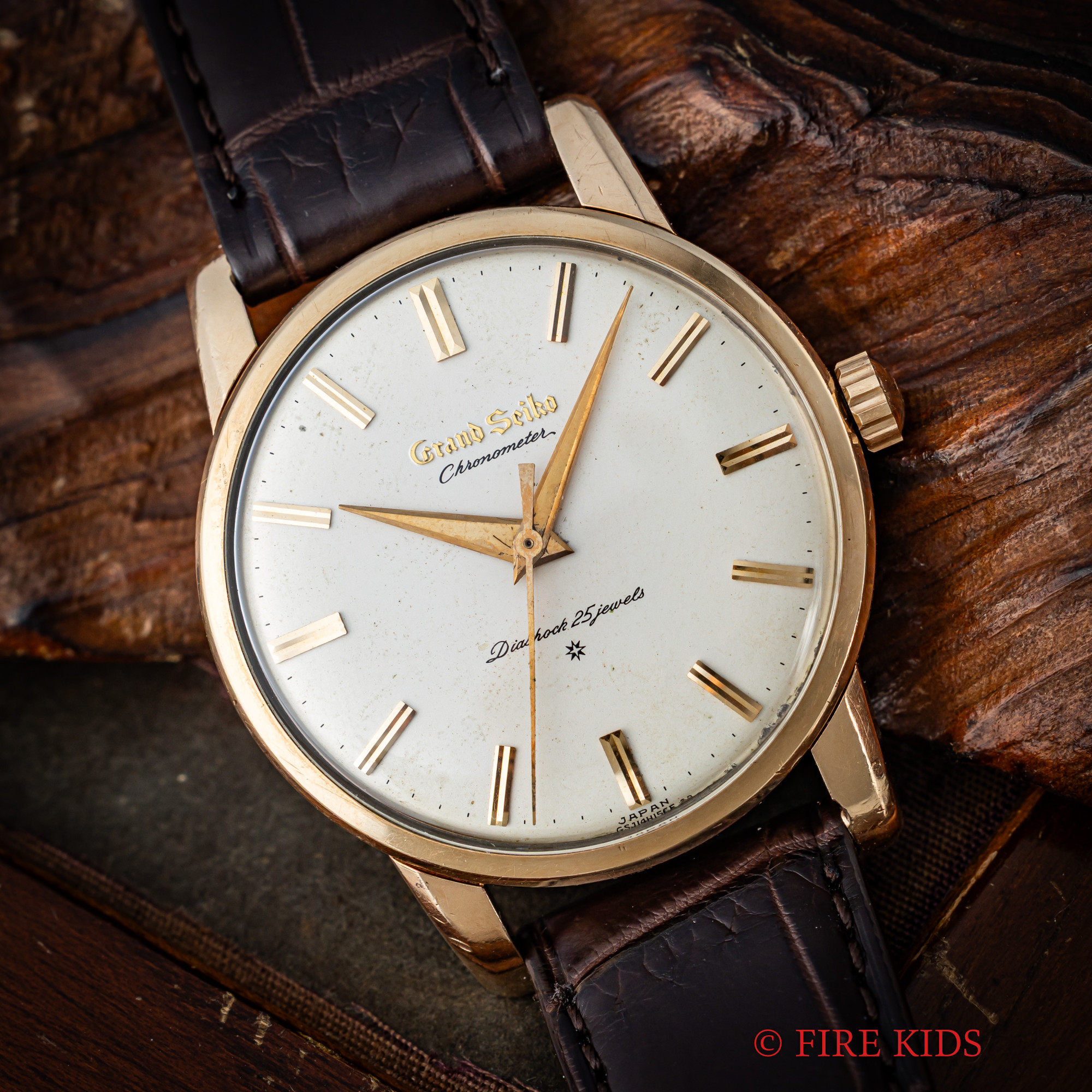 グランドセイコー GRAND SEIKO ファーストモデル 1963年製 Ref.J14070E GS アップライトロゴ 手巻 Cal.3180