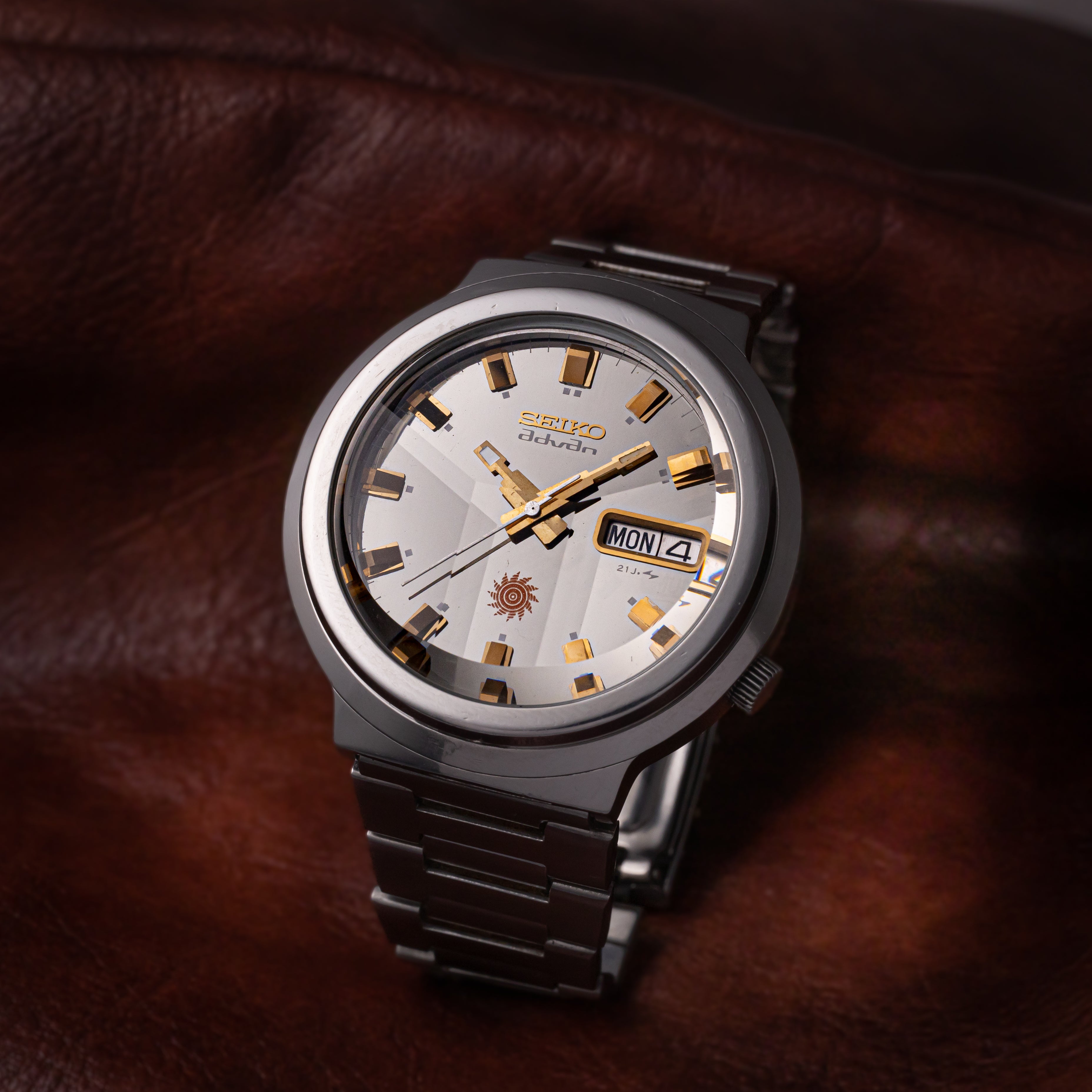 セイコー アドヴァン カットガラス 1974年製 デイデイト イエローダイヤル