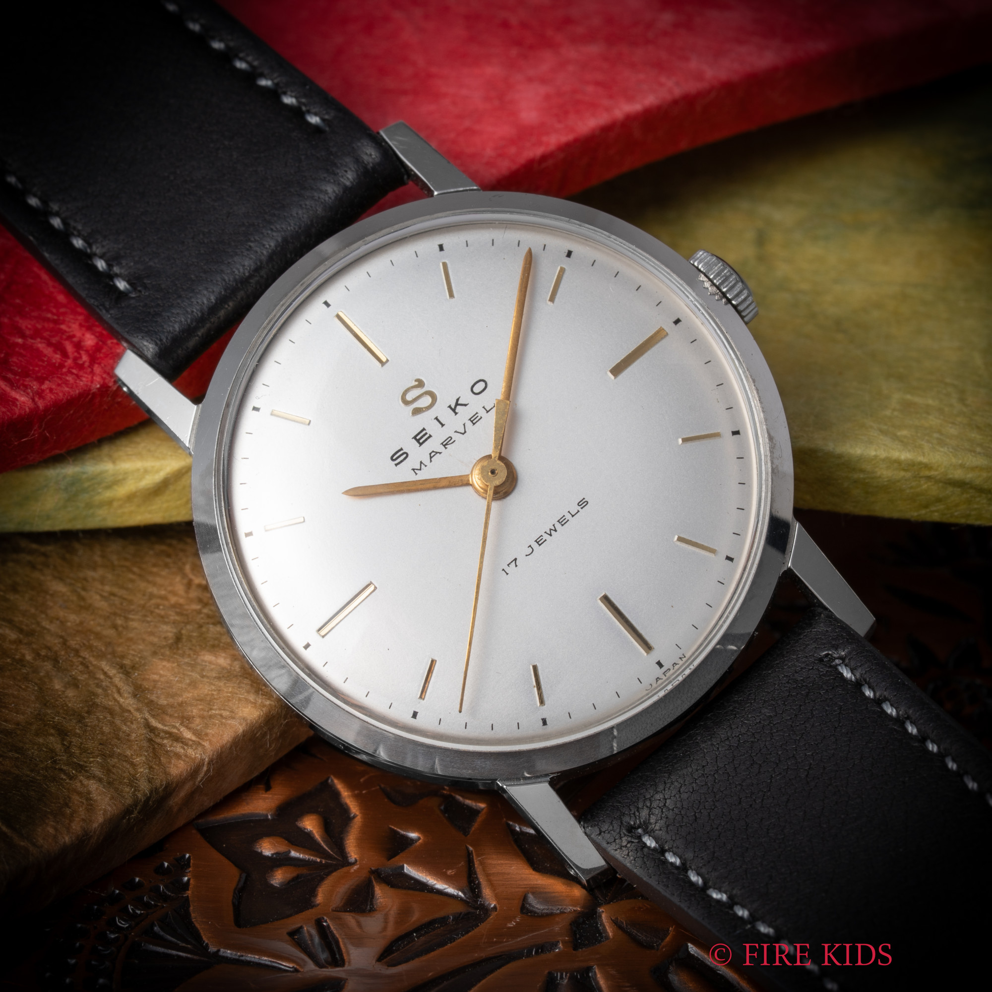 セイコー SEIKO マーベル 1957年製 シルバーダイヤル Ref.J13012 手巻き S蛇マーク 未使用品