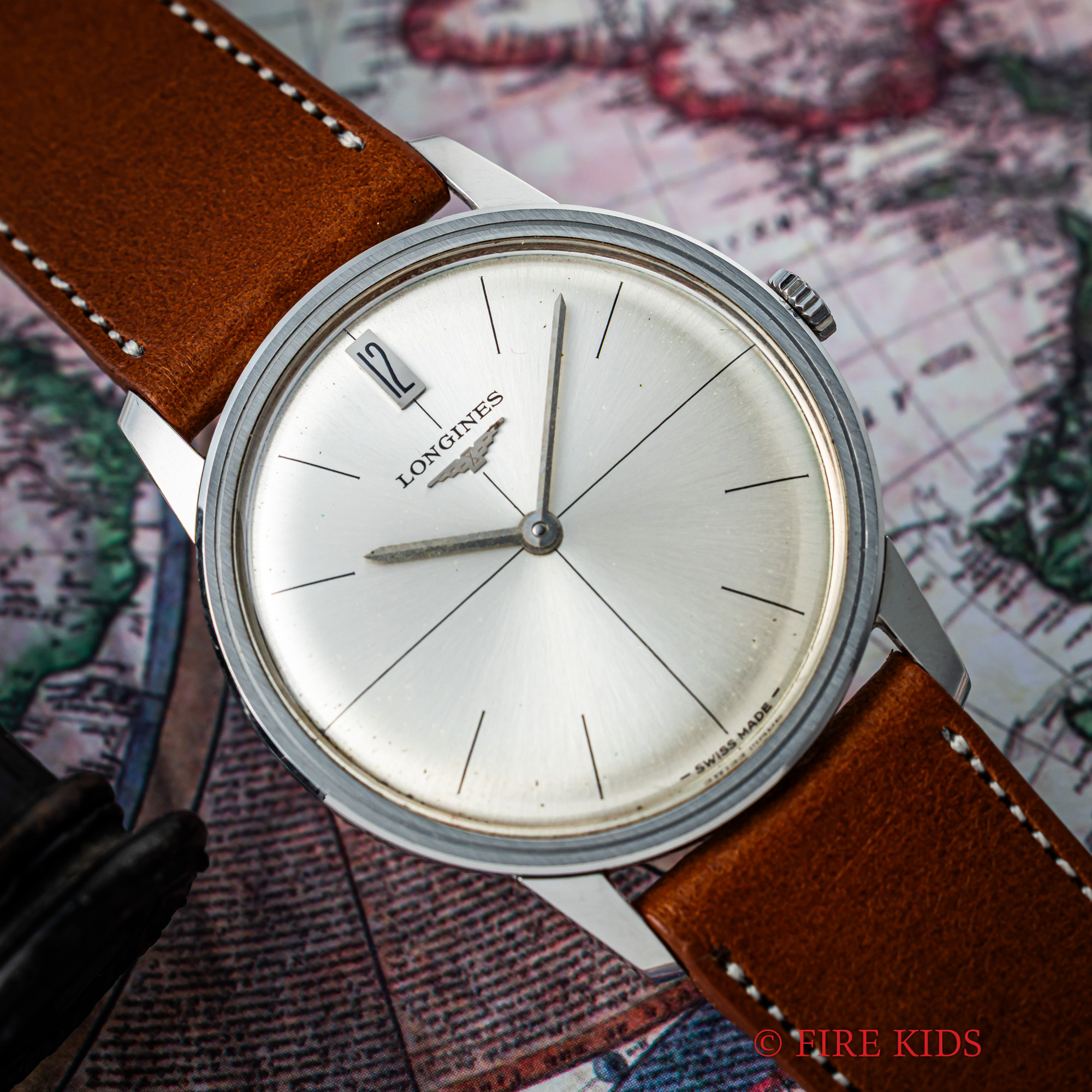 ロンジン LONGINES ラウンドケース クロスライン 1967年製 シルバーダイヤル Ref.7672 2 手巻き Cal.428 純正尾錠