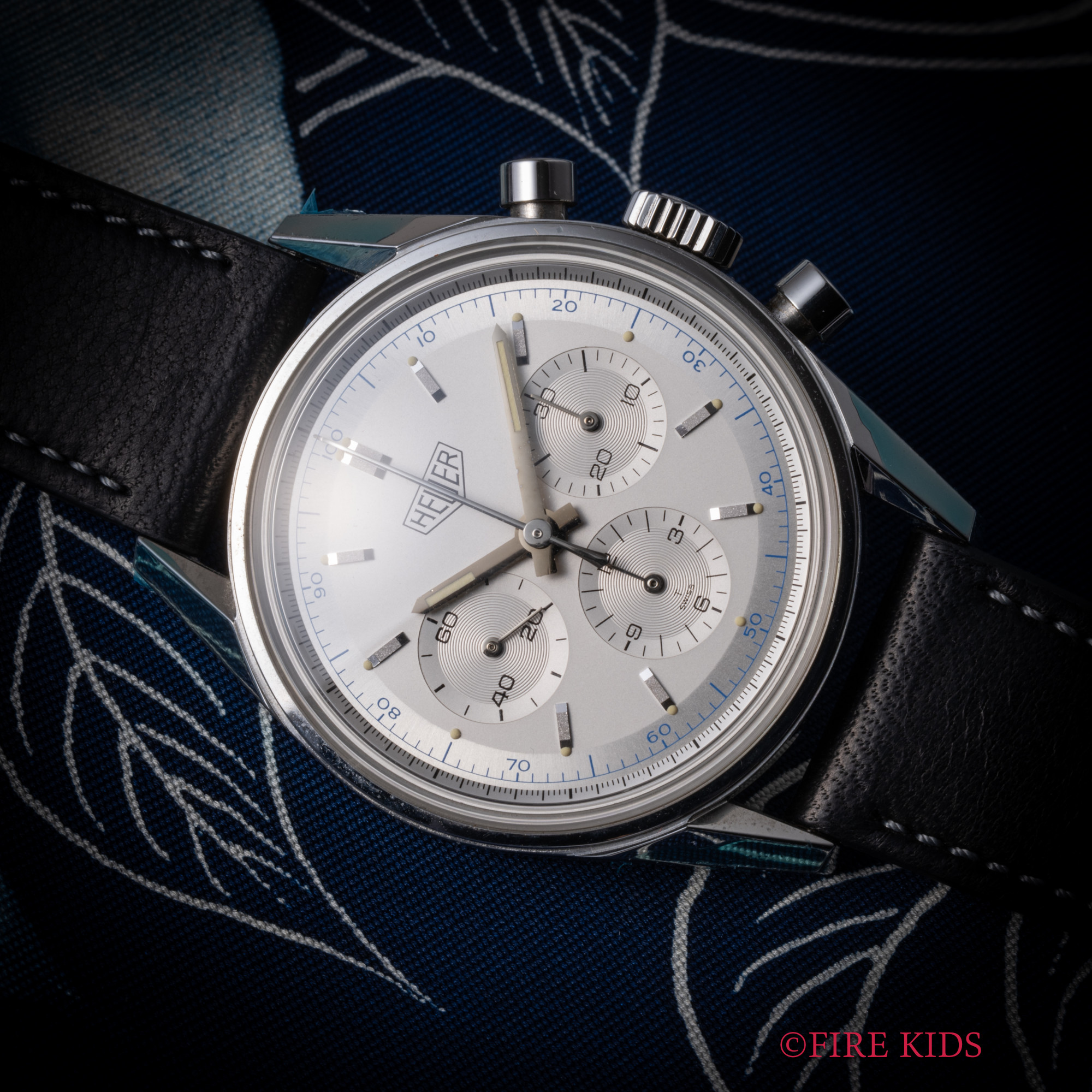 ホイヤー HEUER カレラ クラシック クロノグラフ 未使用品 1990年代製 Ref.CS3110 手巻き Cal.1873 シール残り、純正尾錠、箱、ギャラ、尾錠