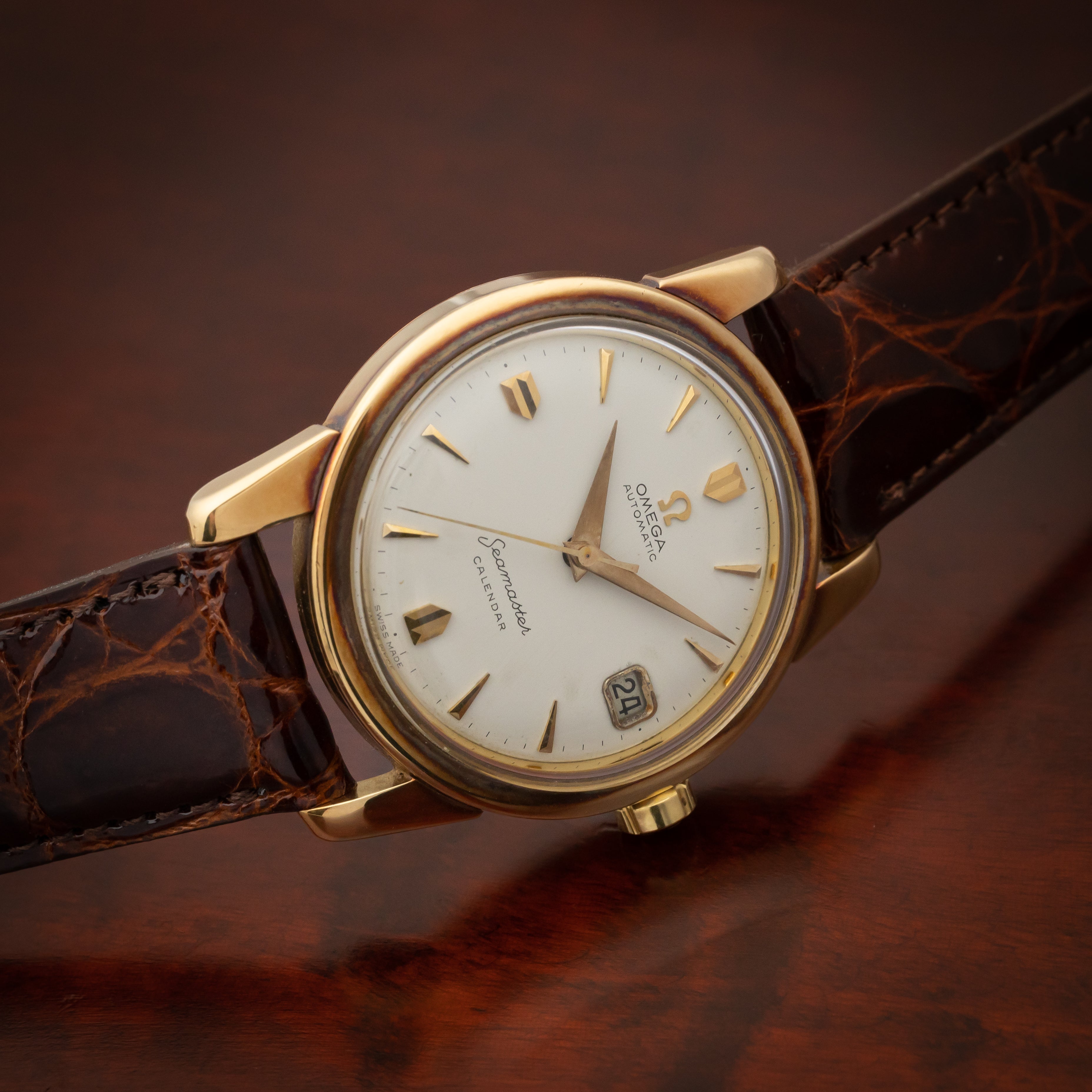 オメガ シーマスターカレンダー 14金無垢ケース パウダーホワイトダイヤル 1958年製 Cal.503 Ref.2849SC