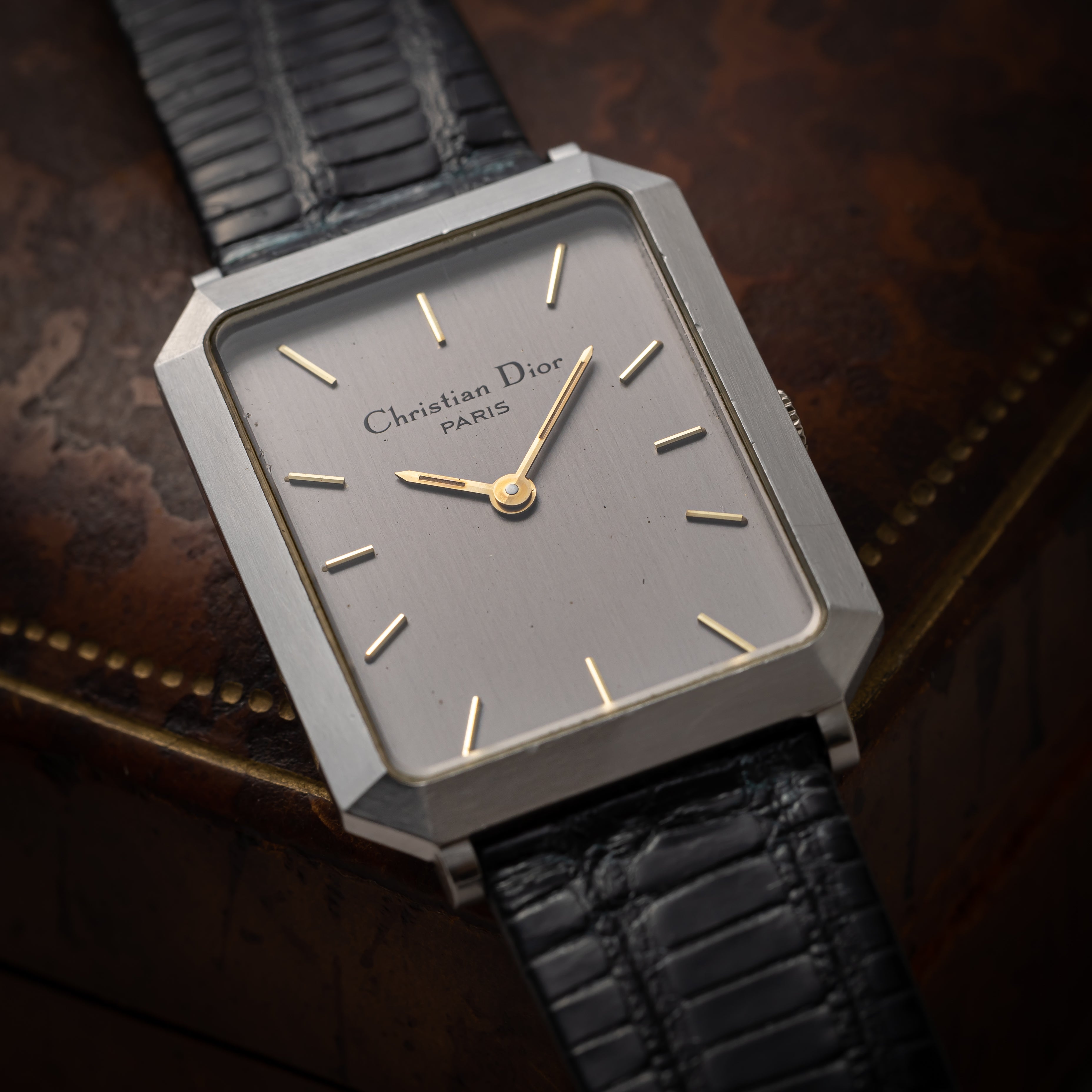 クリスチャンディオール レクタンギュラー グレーダイヤル 1980年代