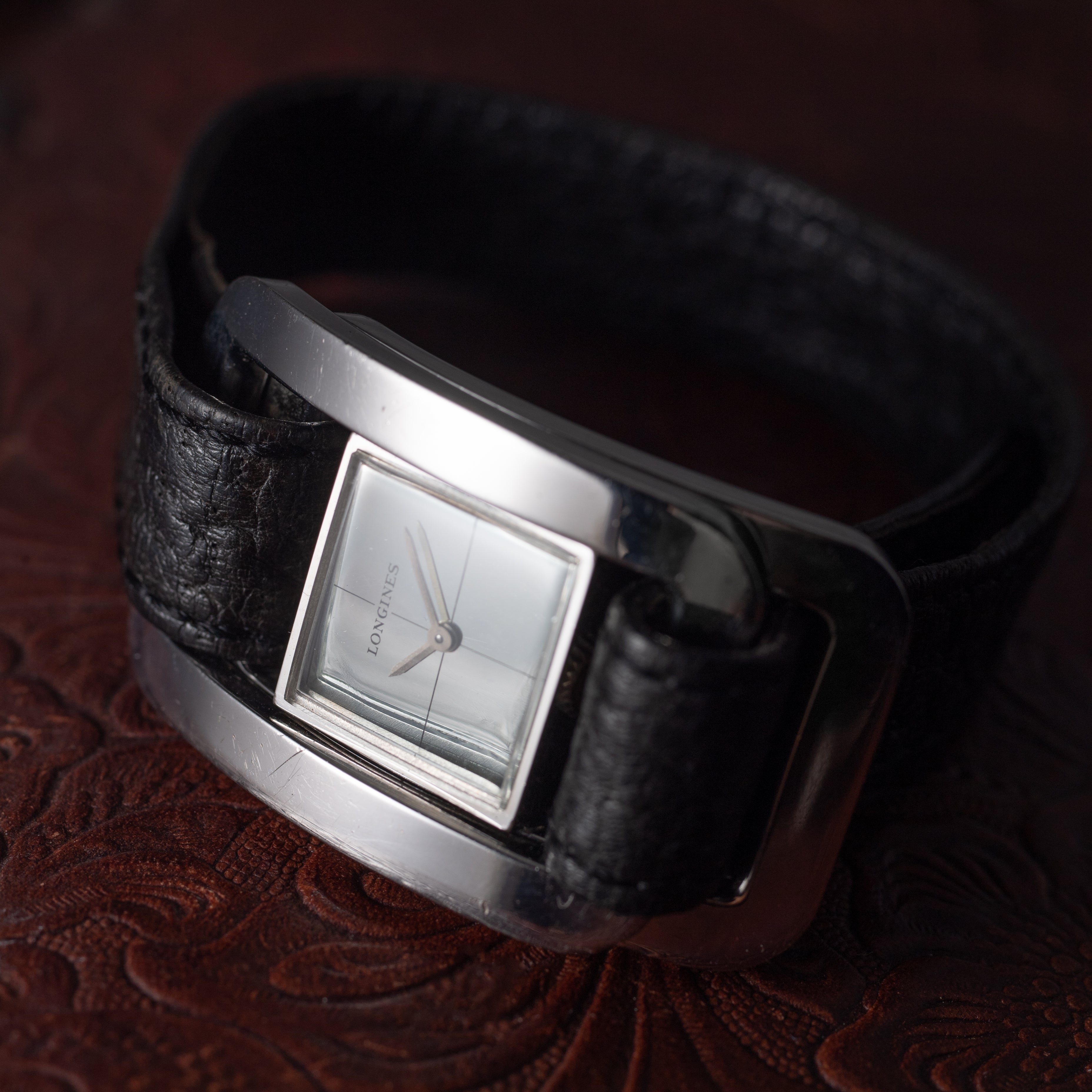 ロンジン バックルウォッチ 銀無垢 手巻き 1970年代製 セルジュマンゾンデザイン
