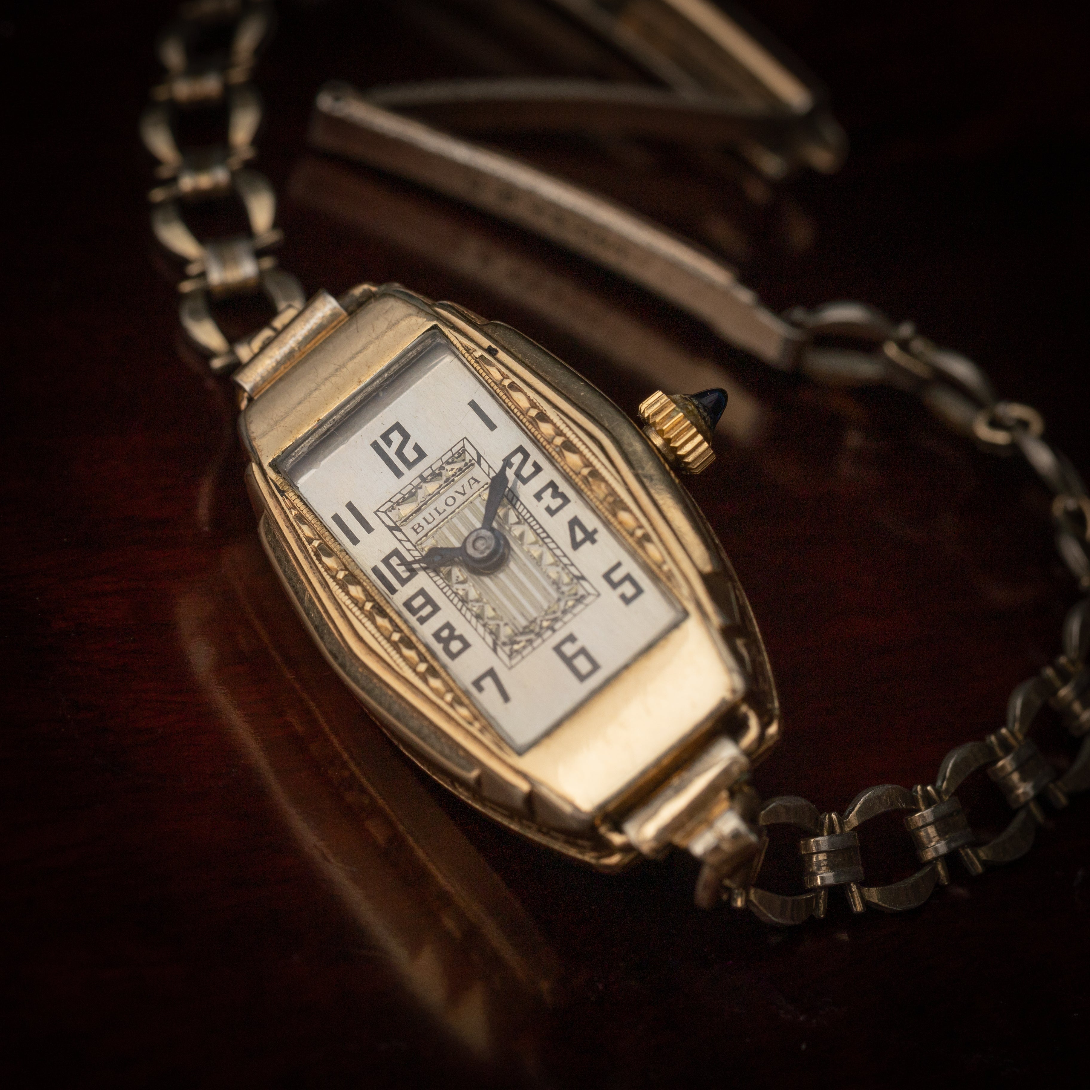 ブローバ トノー型 レディース 金張り 1930年代 手巻き