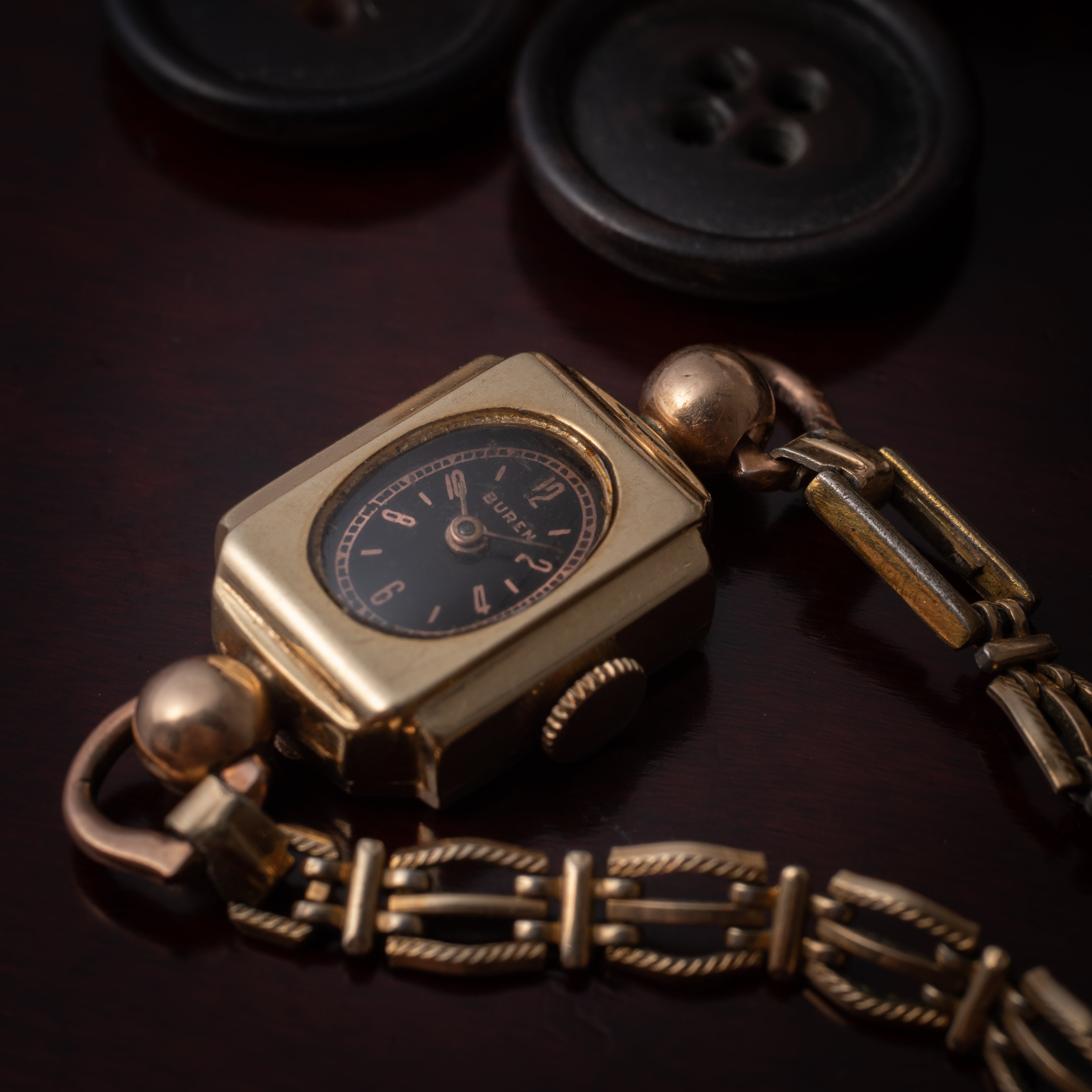 ビューレン レディース レクタンギュラー 14KYG 手巻き 1940年代製 ブラックダイヤル