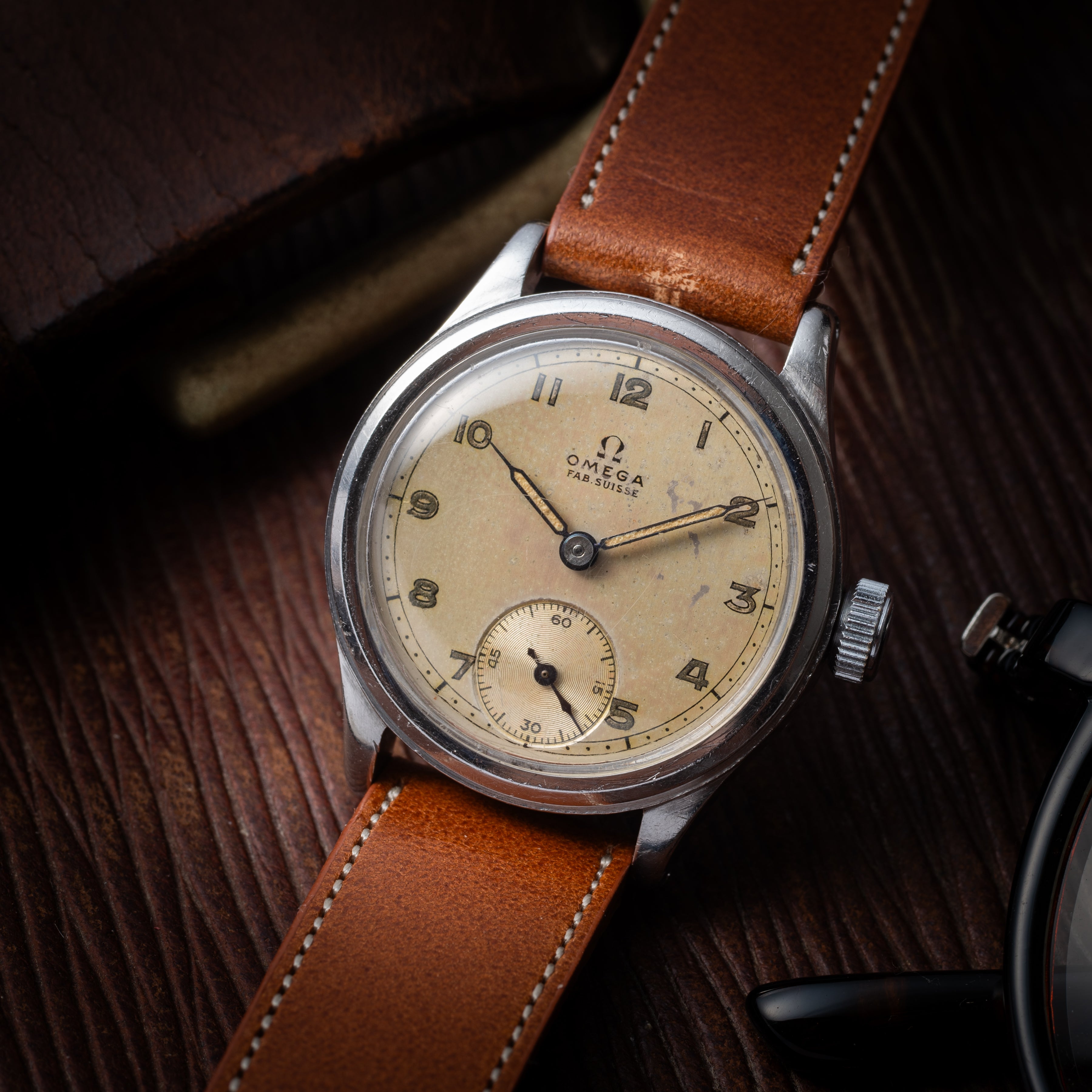 オメガ スモールセコンド 手巻き 1940年代 アラビアダイヤル