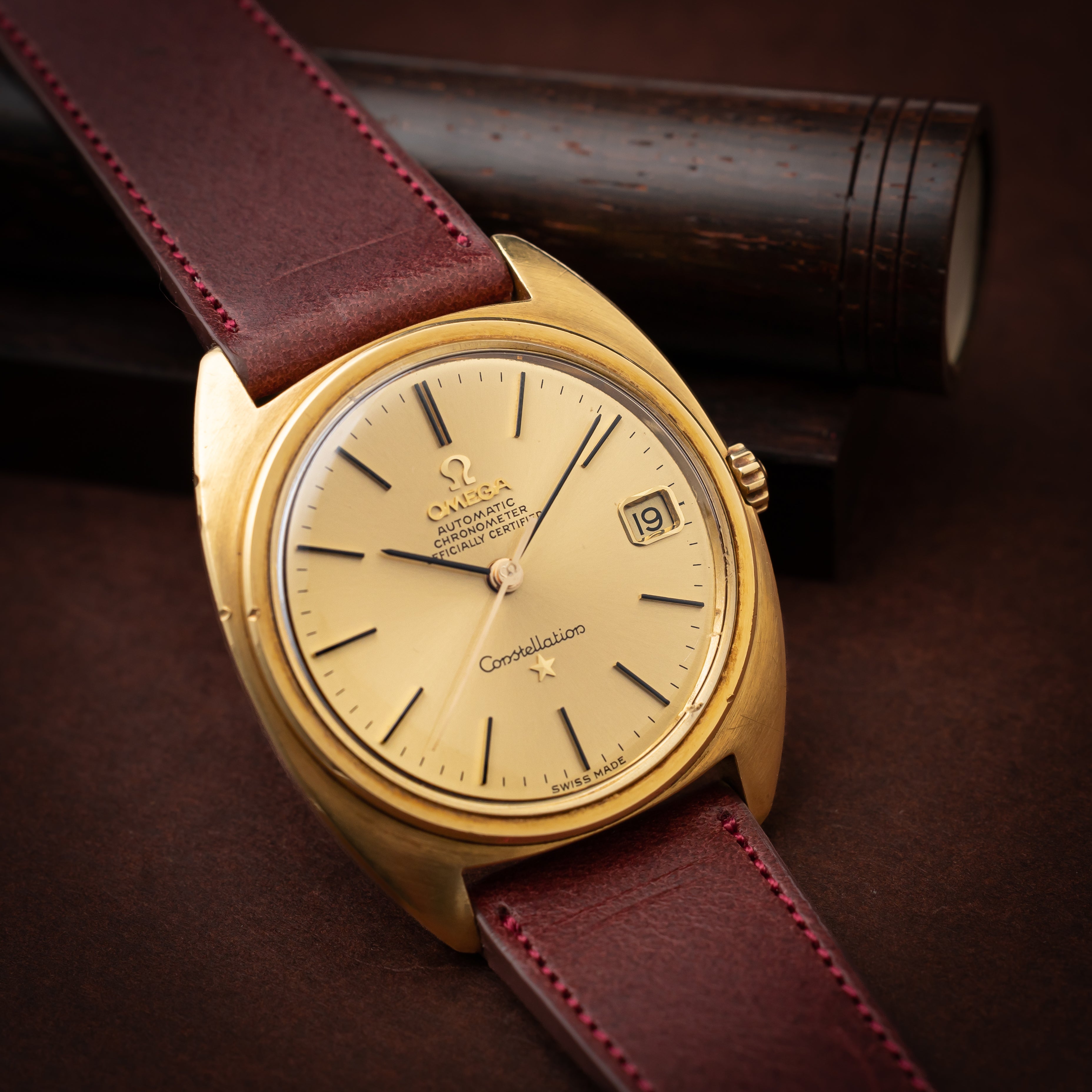 オメガ コンステレーション 1966年製 18KYG ジェンタデザイン 純正尾錠付き