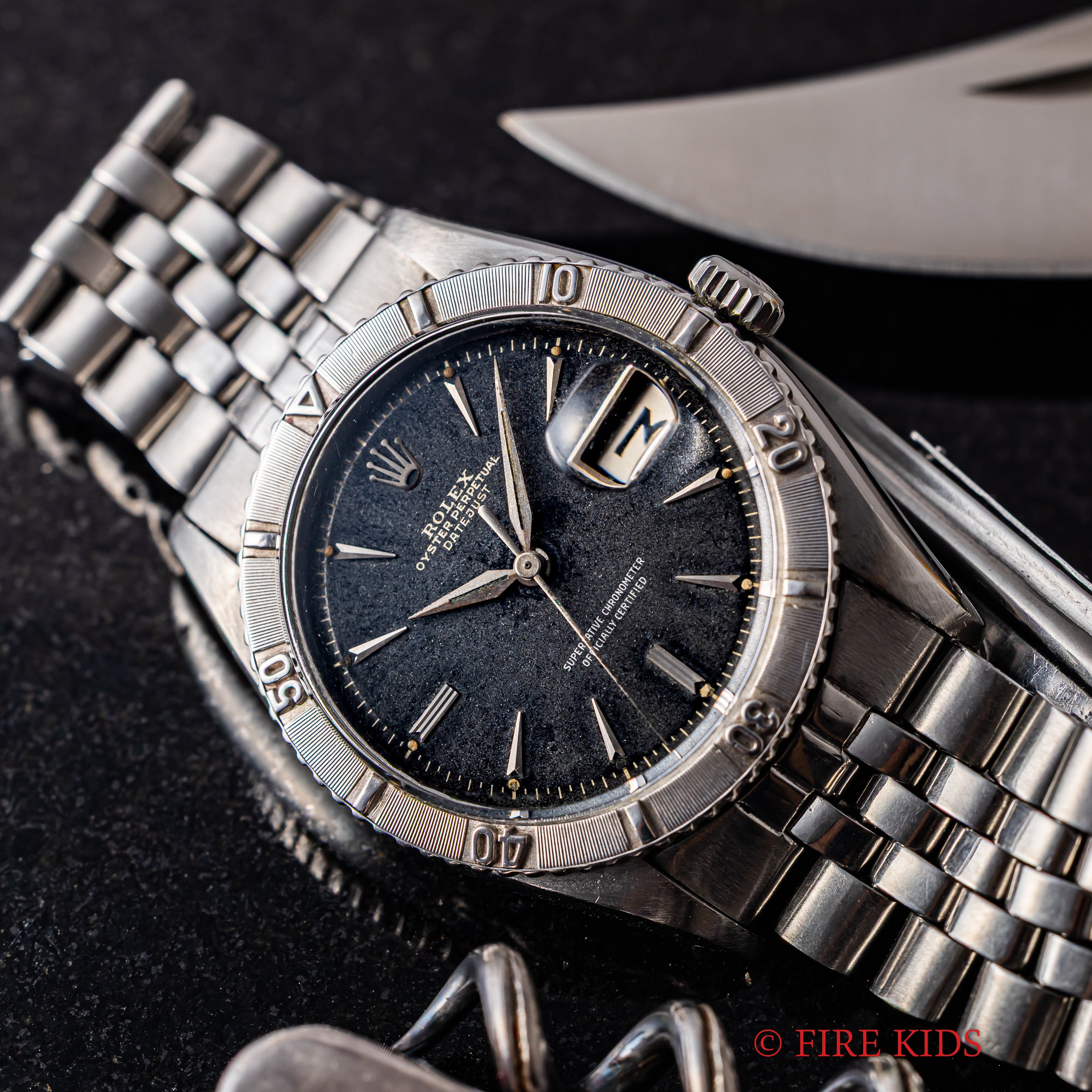 ロレックス サンダーバード オリジナルブラックダイヤル 1959年製 Ref.6609 赤黒カレンダー