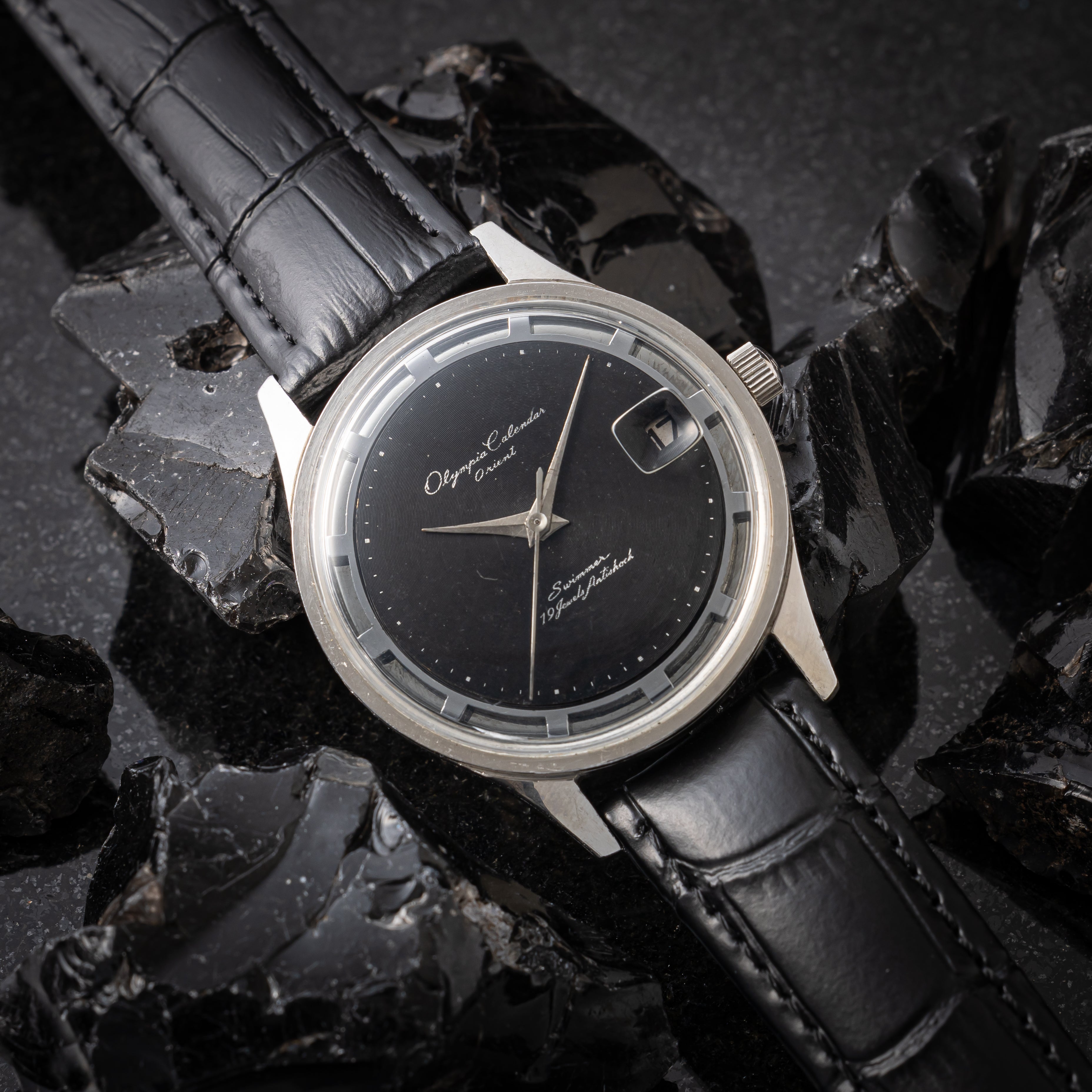 オリエント オリンピアカレンダー ブラックダイヤル 1960年代製