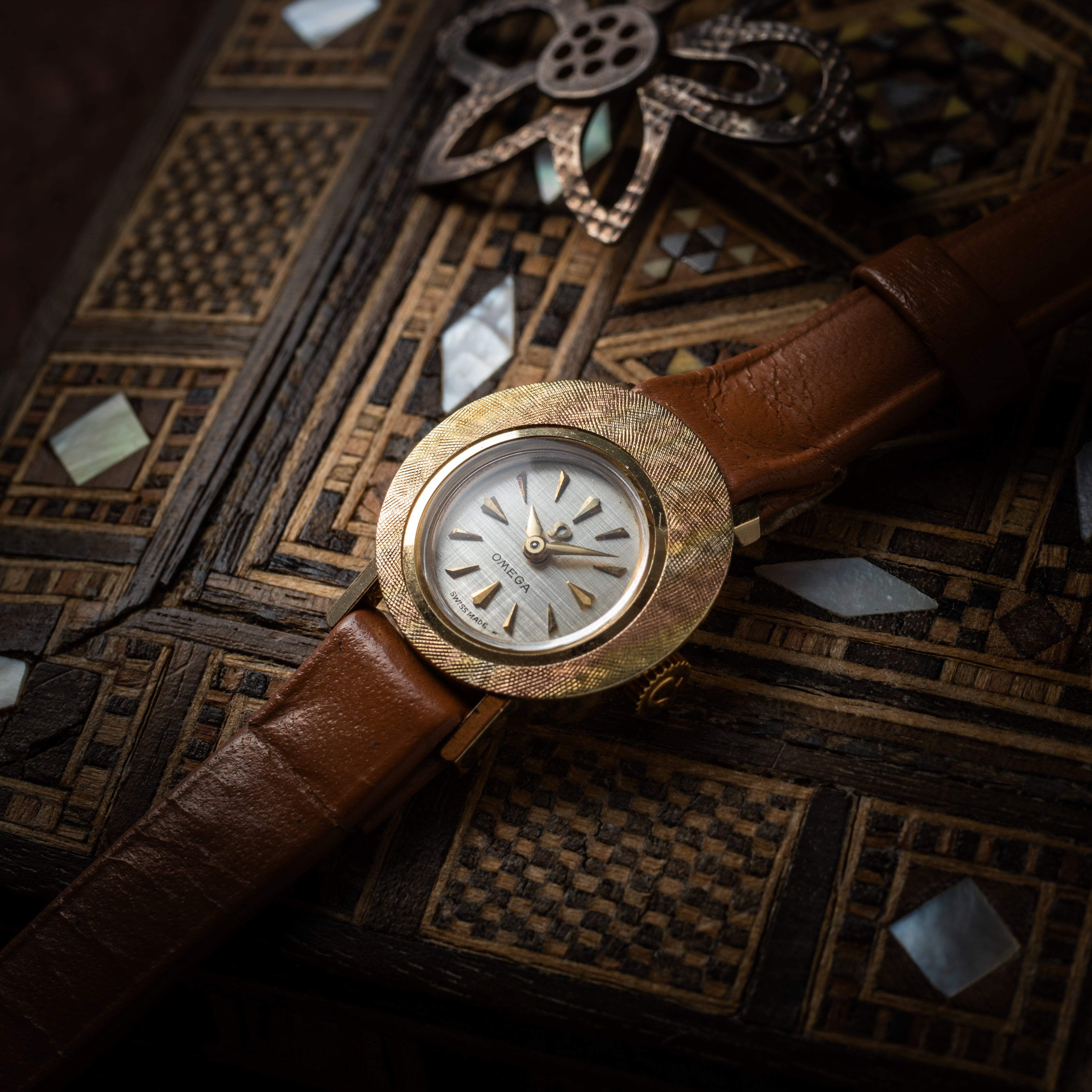 オメガレディース トリコロール 14金無垢 1960年製/昭和35年製 手巻き 箱付き