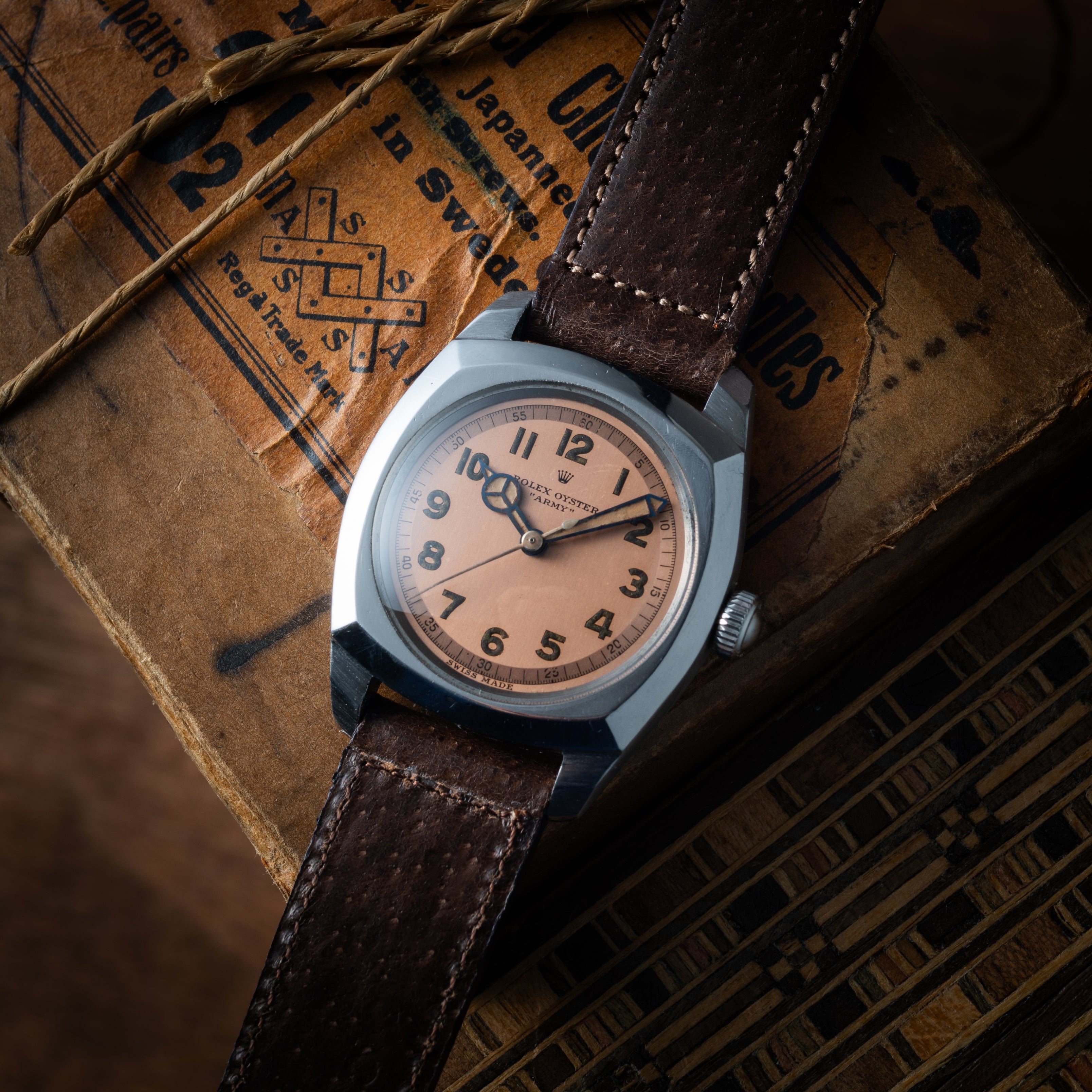 ロレックス オイスター アーミー クッションケース 1940年代 カッパーダイアル