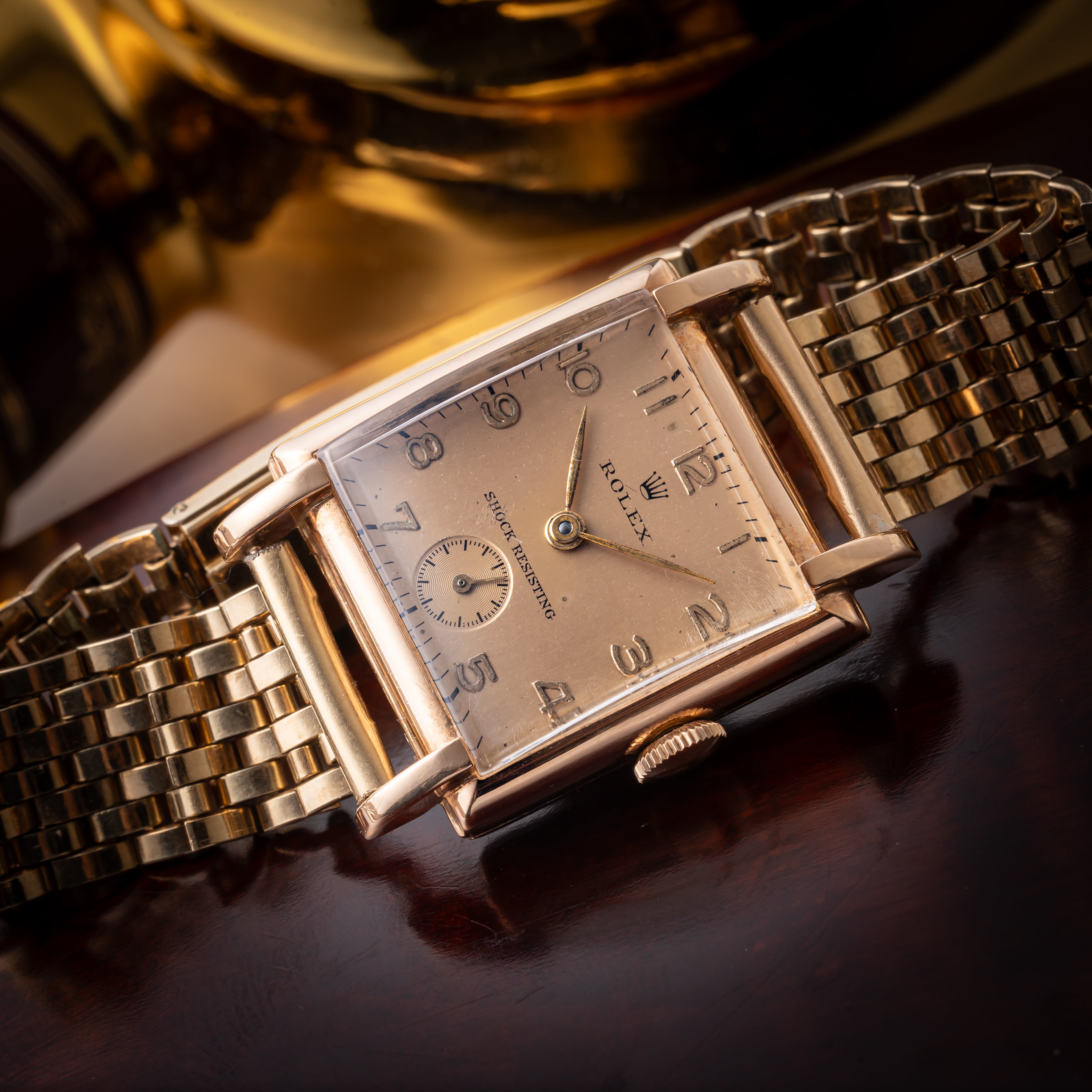 ロレックス スクエアケース 9KPG アラビアインデックス 1930年代