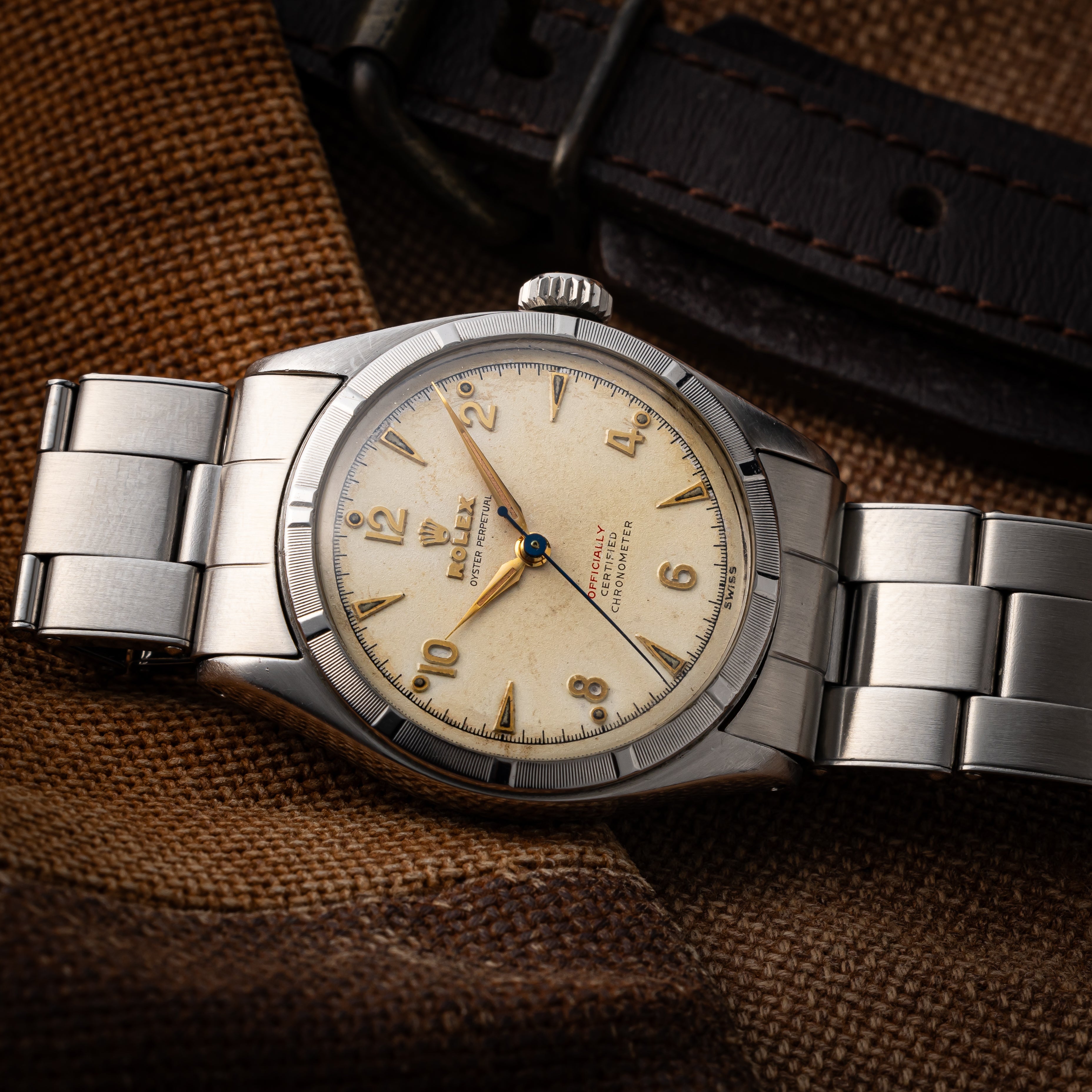 ロレックス セミバブルバック スーパーオイスターリューズ 1952年製 赤OFFICIALLY Ref.6085