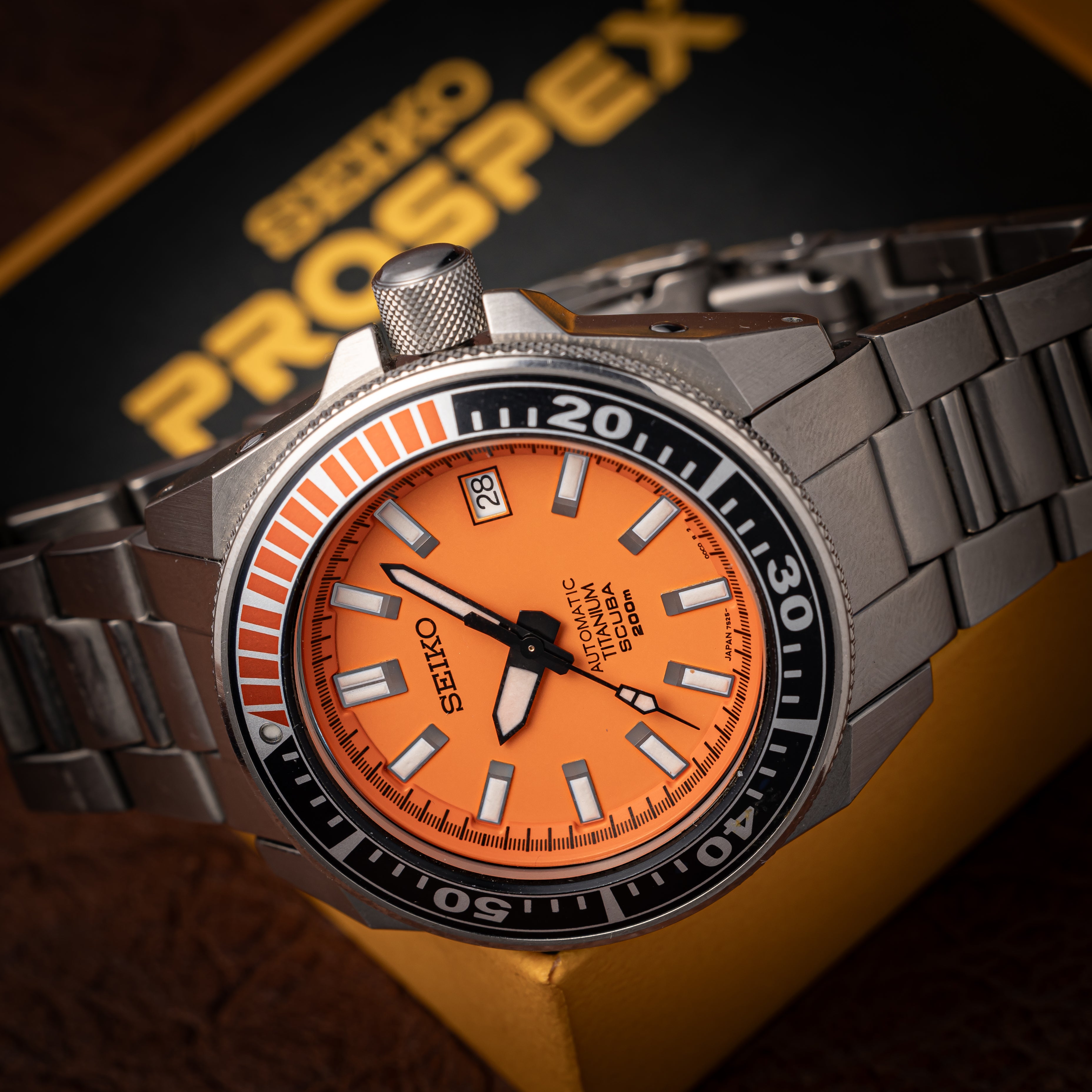 セイコー オレンジサムライ ダイバー 2004年製 箱、ギャラ、タグ付き 純正ブレス