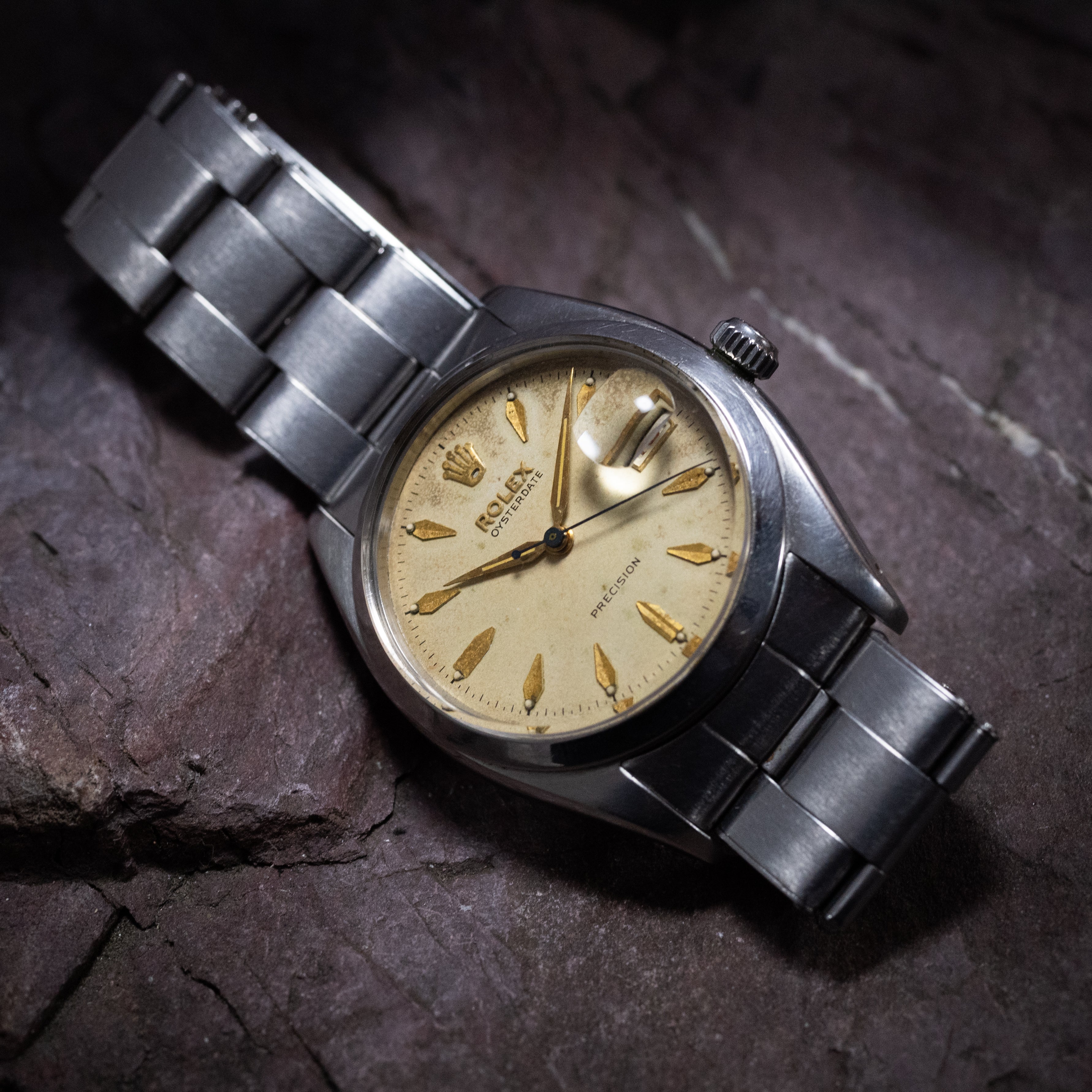 ロレックスオイスターデイト赤黒カレンダー Ref.6494 1957年製