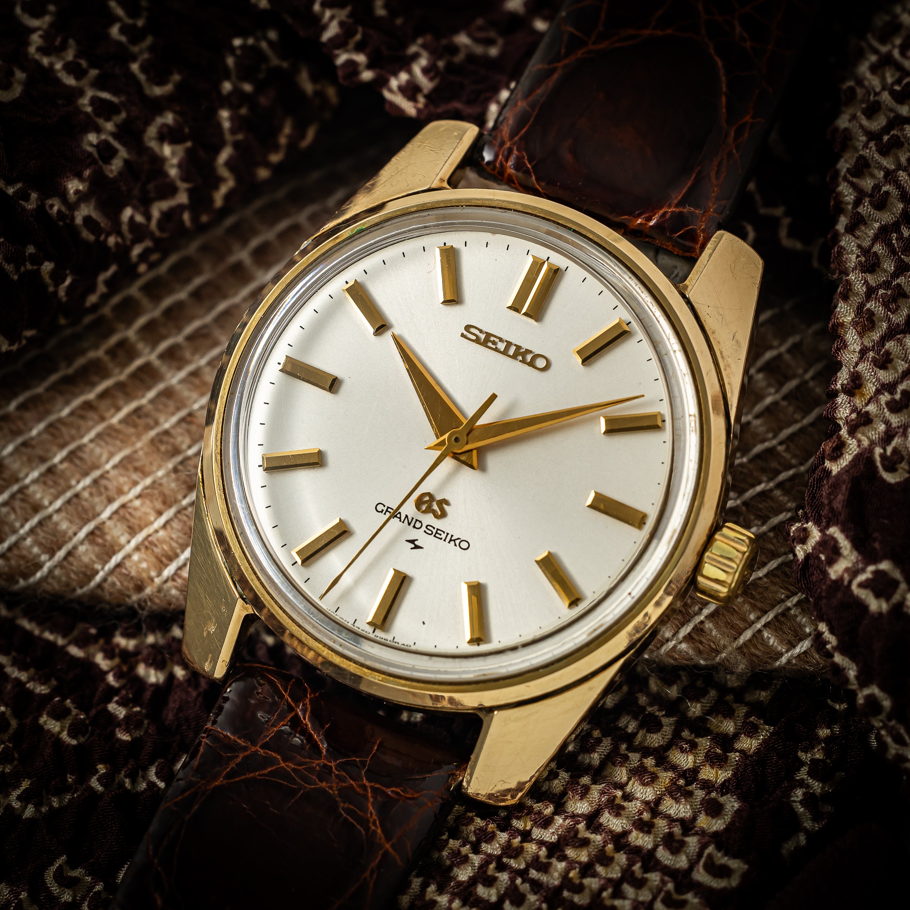 グランドセイコー CAP GOLD 1967年製 手巻き 44GS Ref.4420-9990