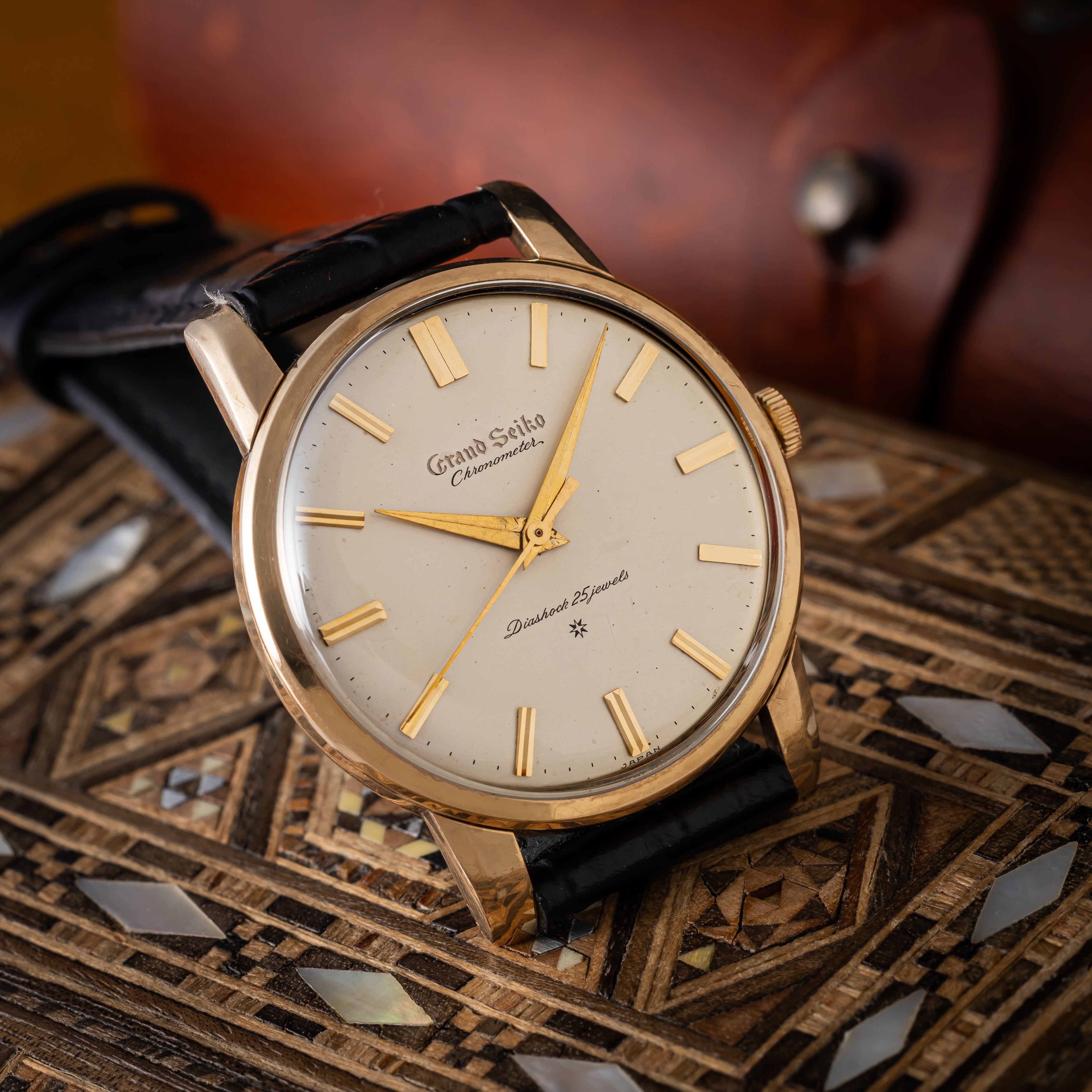 セイコー グランドセイコーファースト 1960年製/昭和35年製 彫文字盤 Ref.J14070GS 純正革ベルト付き