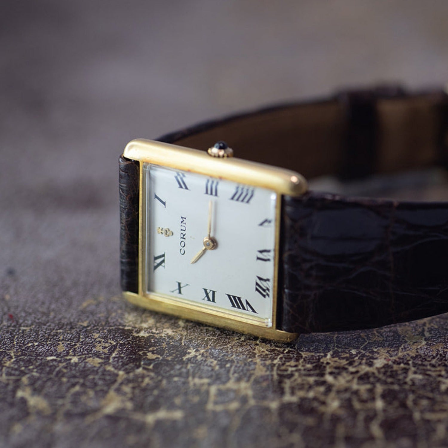 コルム 18金無垢 スクエア 手巻き 1970年代