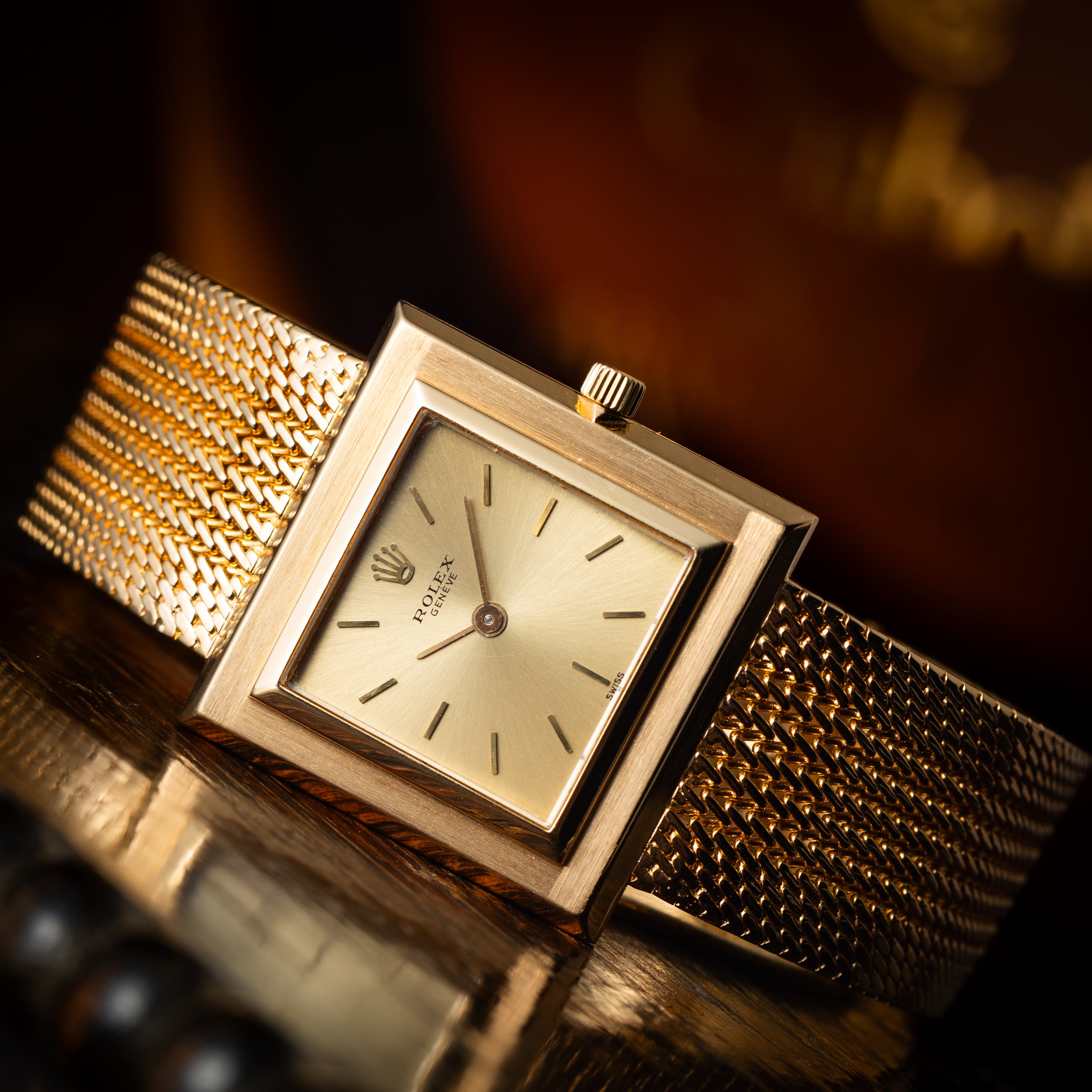 ロレックス ピンホール 18金無垢ケース、ブレス 1977年製 スクエアケースRef.9591