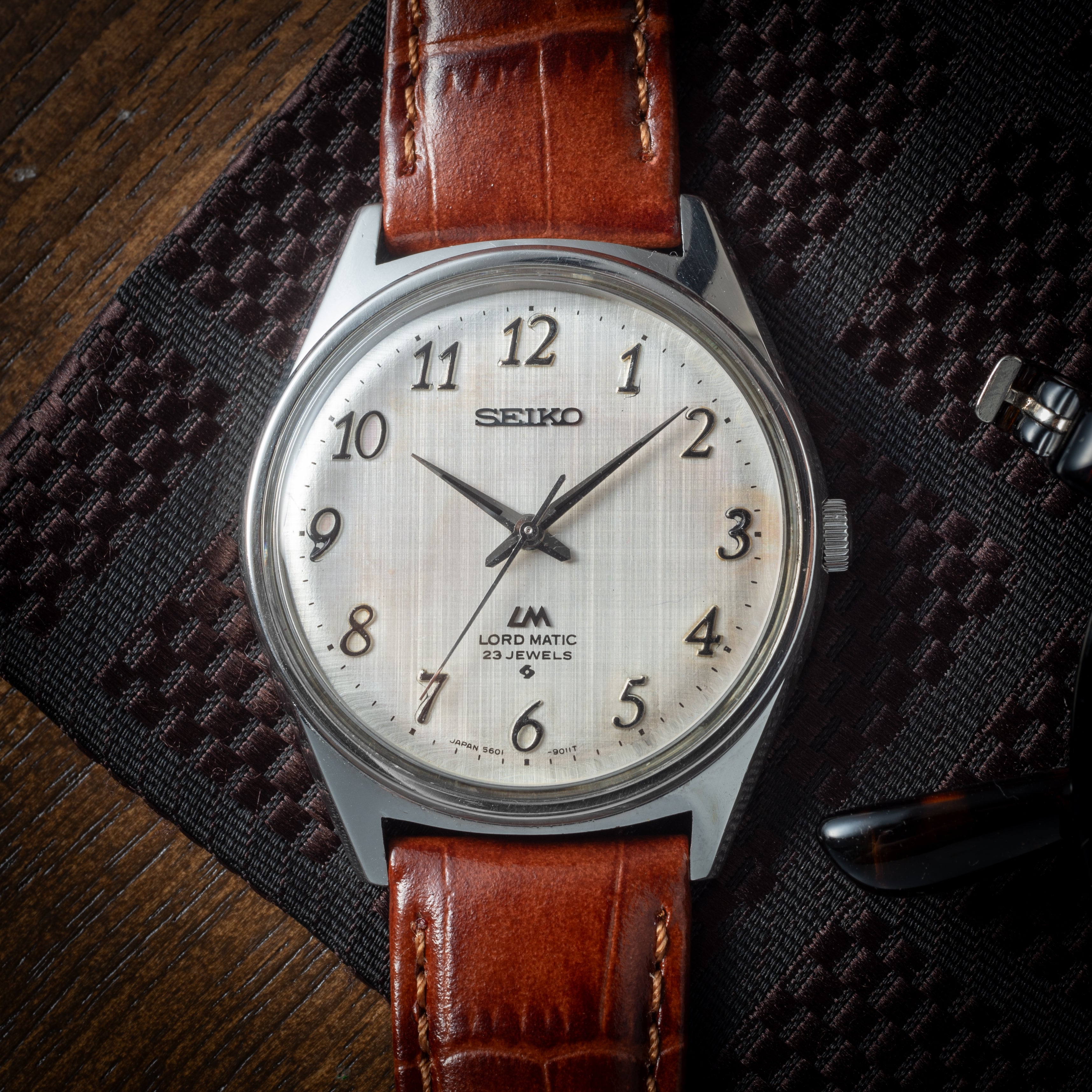 セイコー ロードマチック 1974年製 Ref.5601-9000 全アラビアダイヤル ワンピースケース