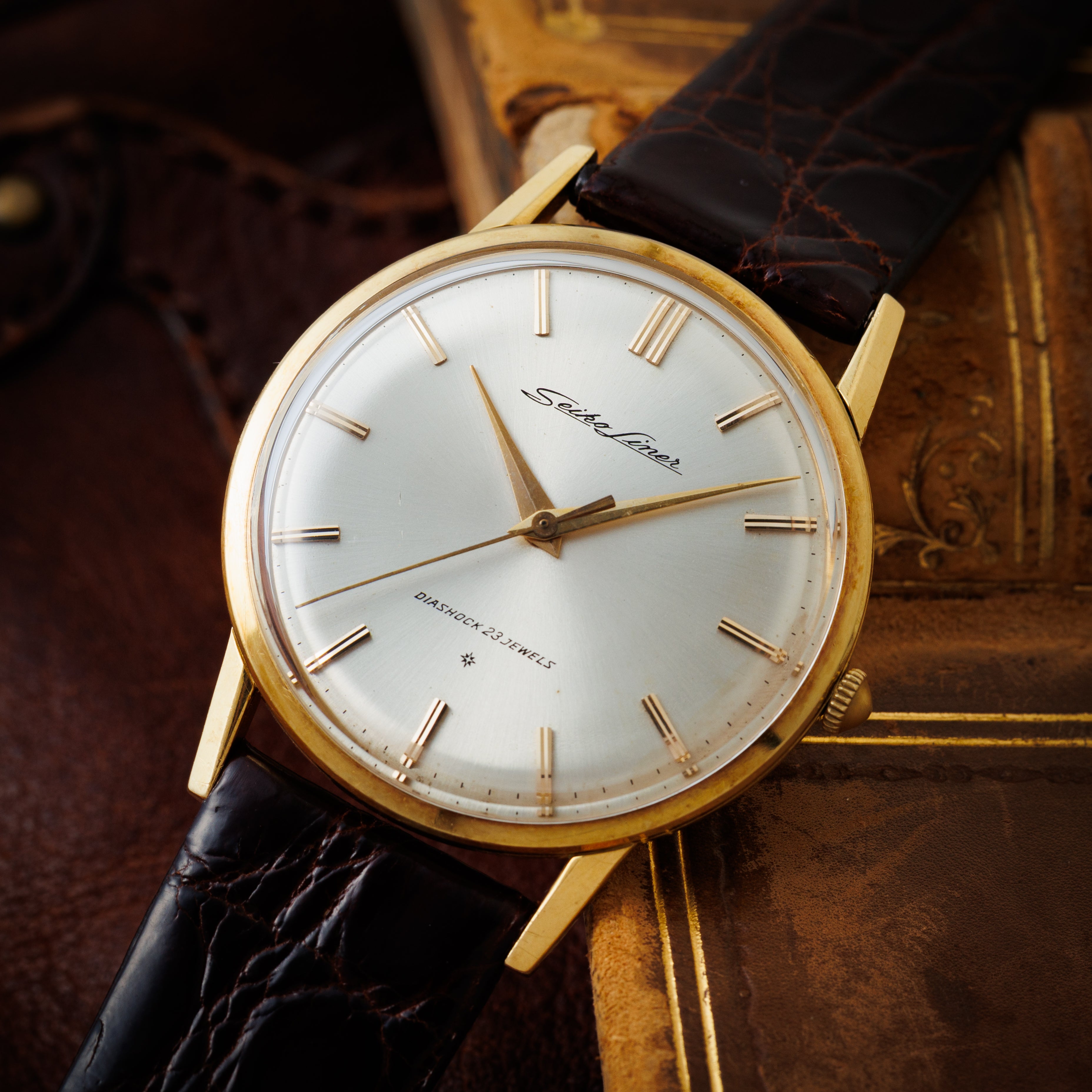 セイコー 18金無垢ライナー 1962年製 Ref.15010 SDダイヤル 薄型手巻き