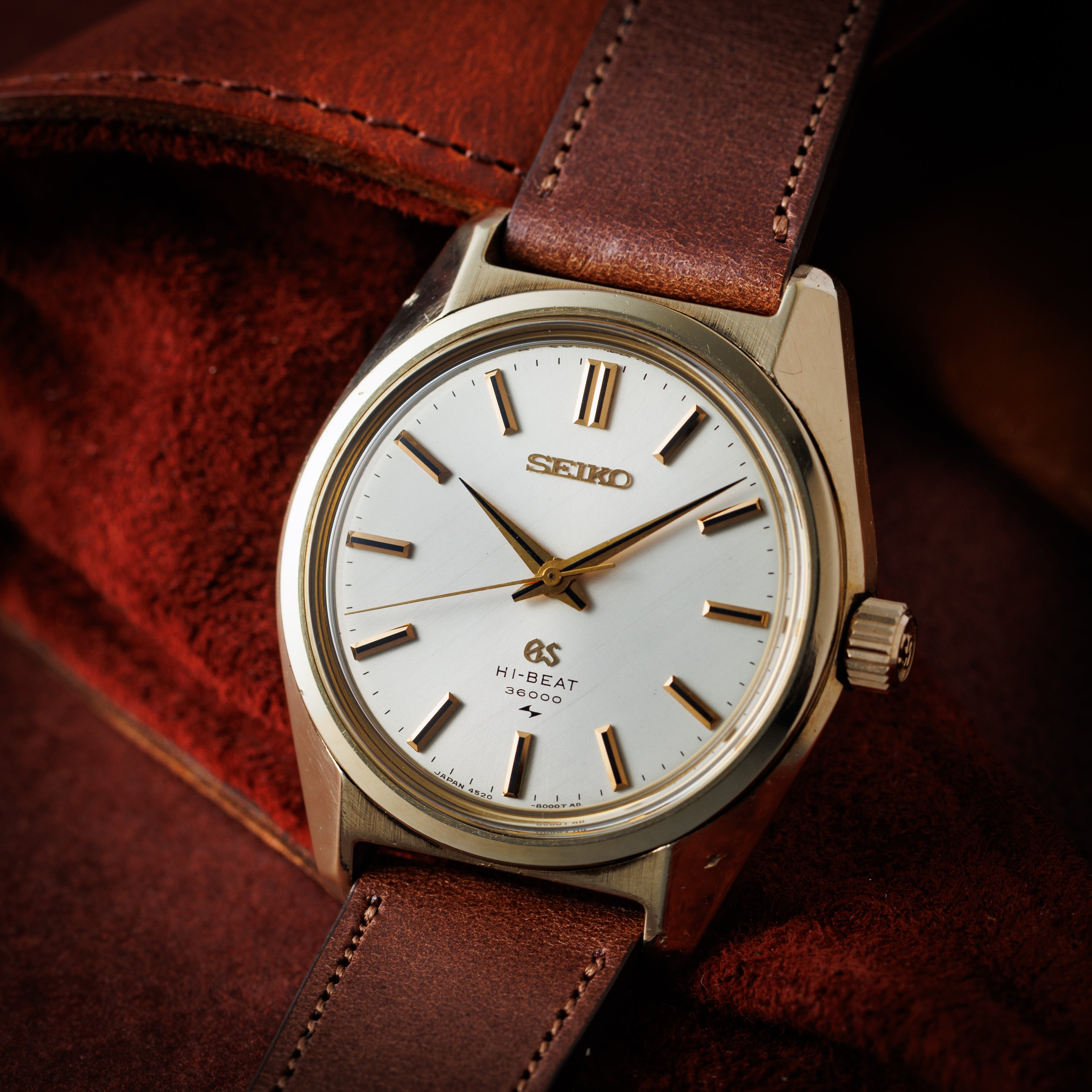 グランドセイコー ハイビート 1969年製 Ref.4520-8000 CAPゴールド 10振動手巻き