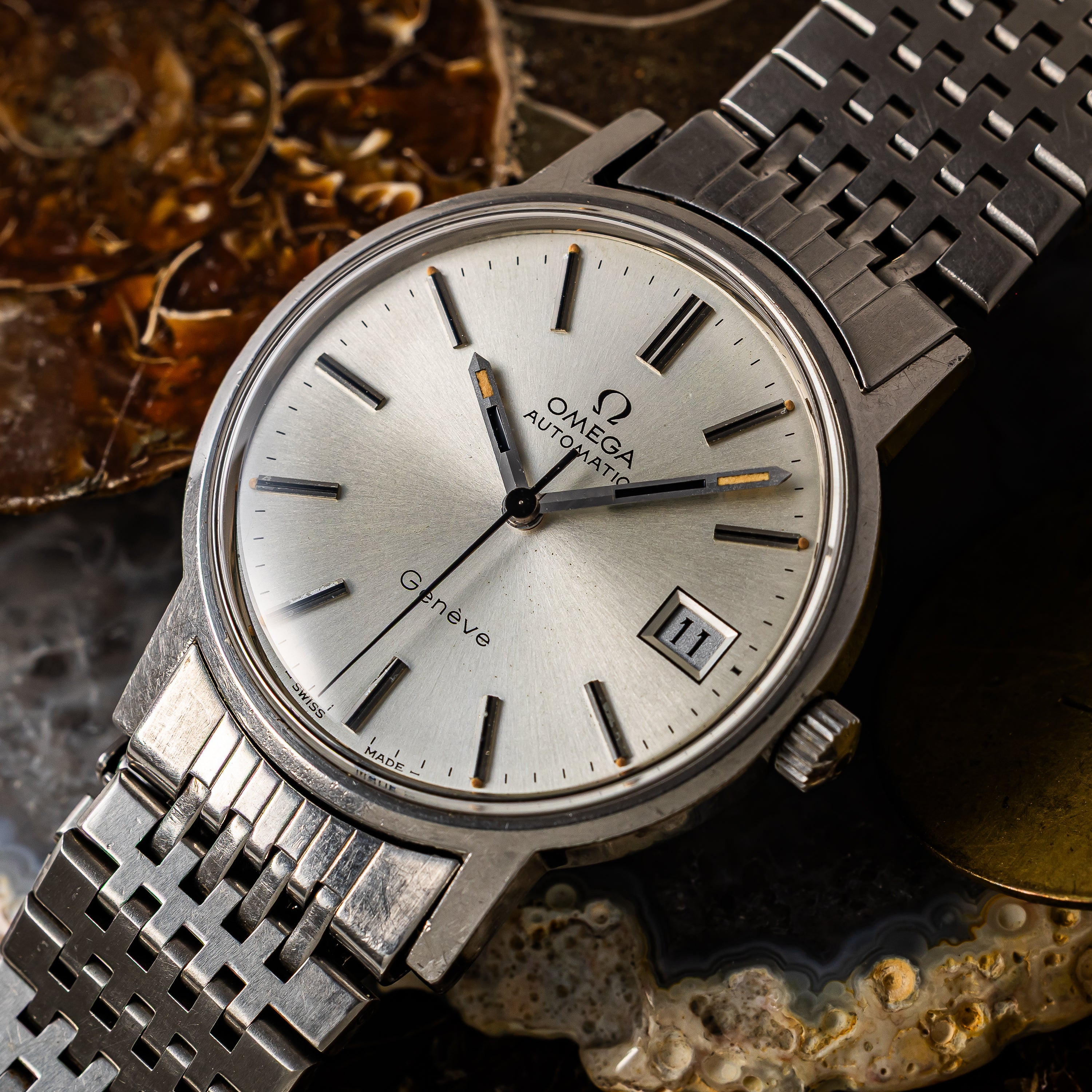 オメガ ジュネーブ 1975年製 シルバーダイヤル 純正ブレス付き ハイビート自動巻き