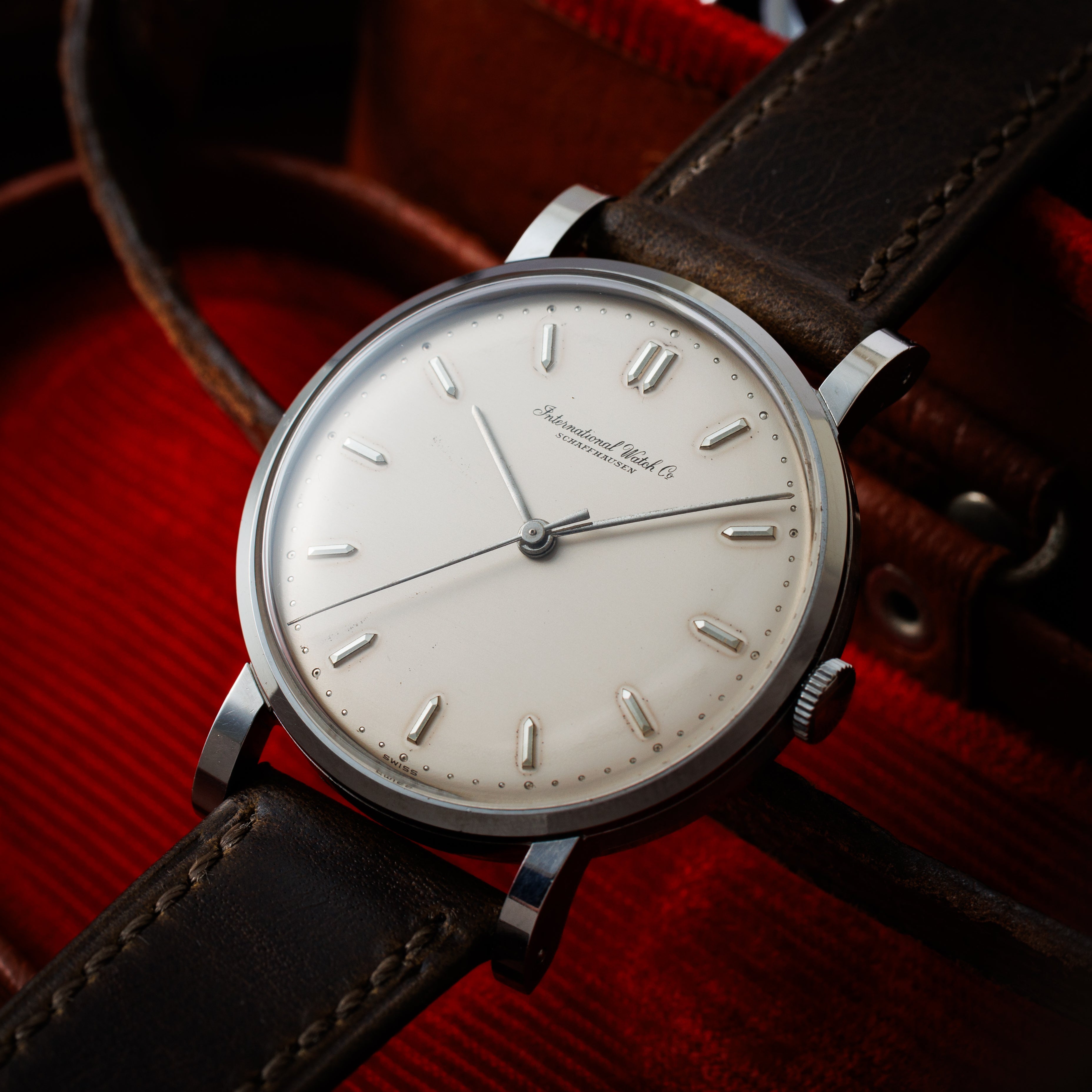 IWC ラウンドケース 1958年製 手巻き Cal.89