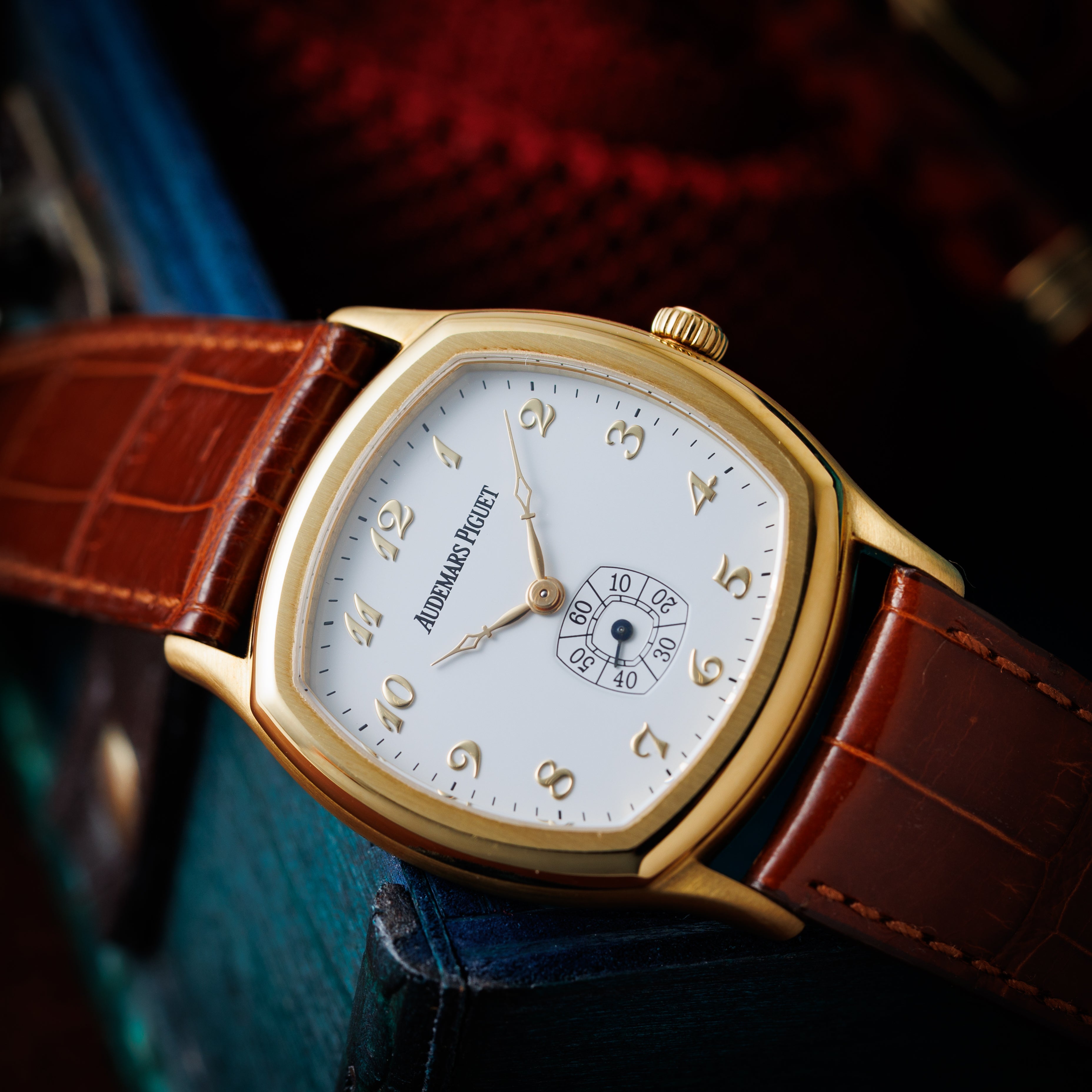 オーデマ・ピゲ クッションケース 1996年製 110周年記念 JOHN SCHAEFFER 18金無垢イエローゴールド 箱付き