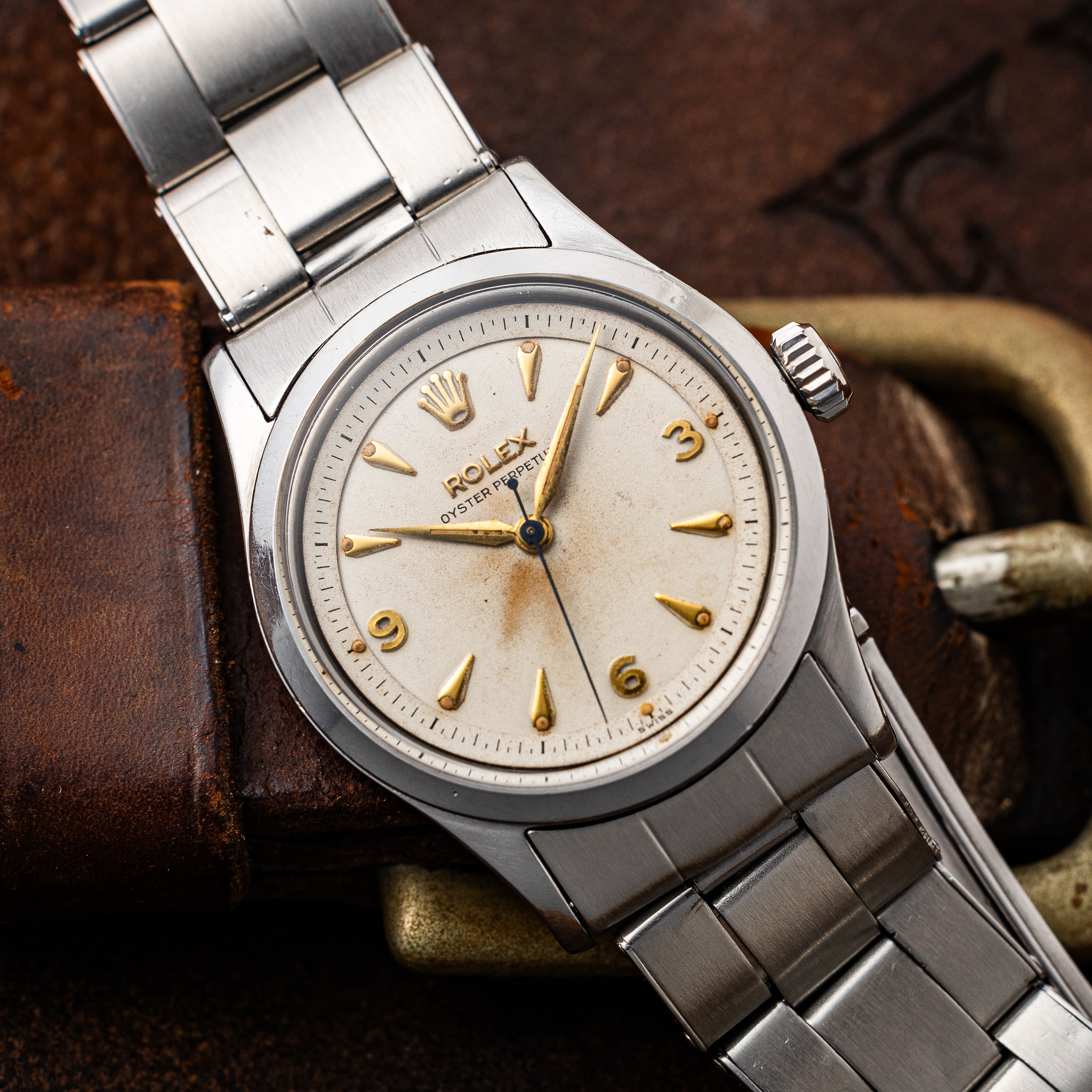 ロレックス セミバブルバック 1956年製 Ref.6332 ステップダイヤル 純正リベットブレス