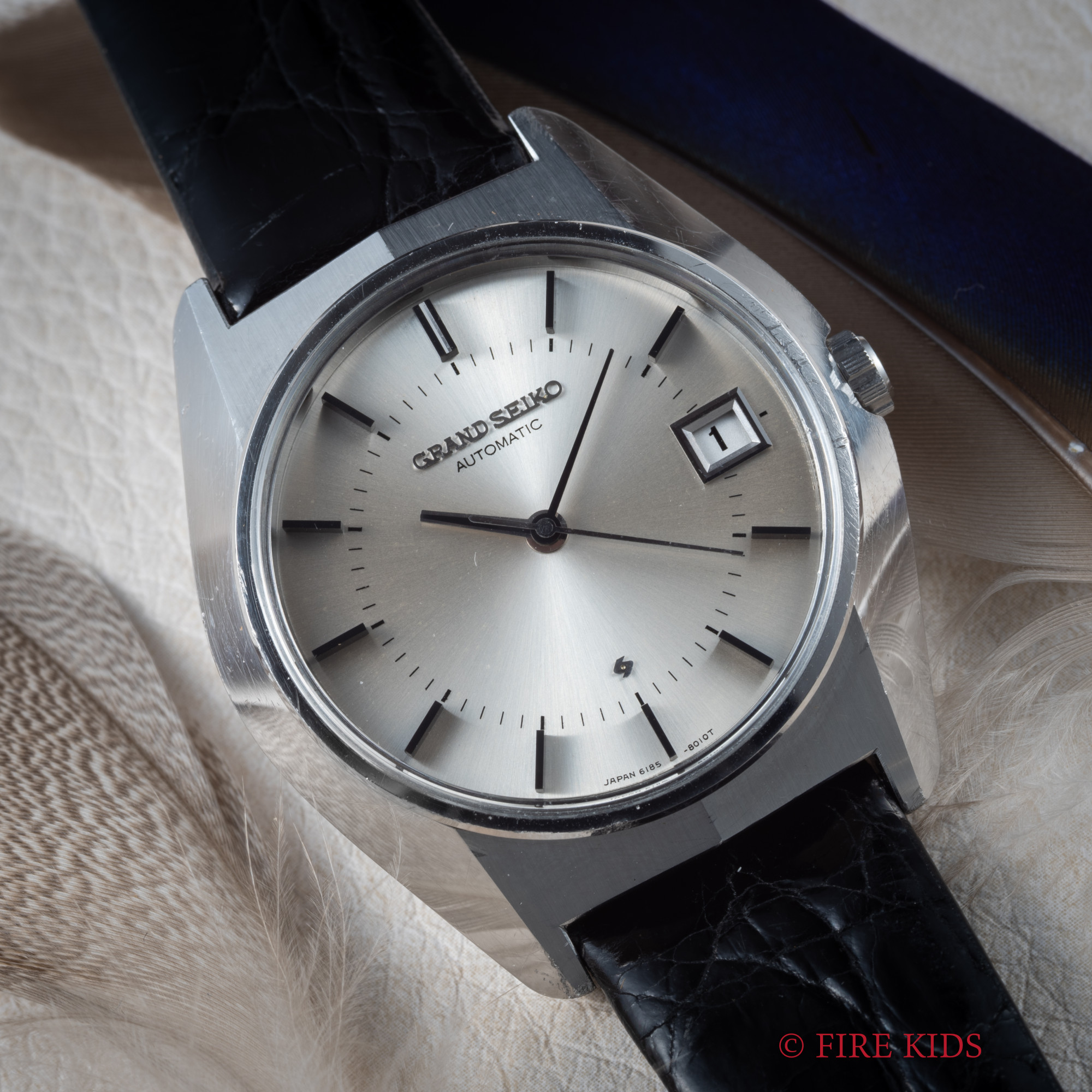 グランドセイコー V.F.Aファーストモデル Ref.6185-8020 1970年製 61V.F.A 桐箱、純正尾錠付き