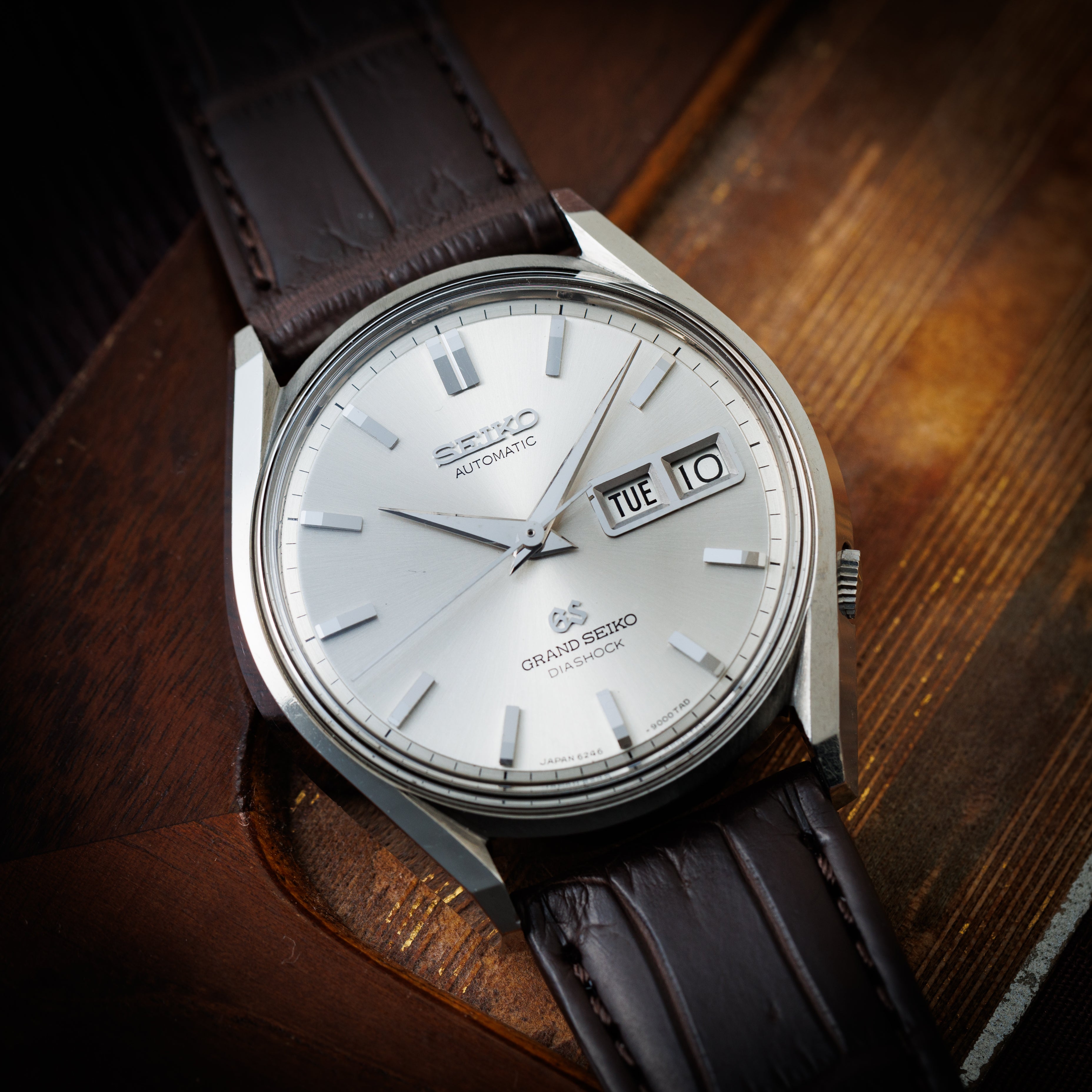 グランドセイコー 1967年製 Ref.6246-9001 62GS デイデイト ロービート自動巻き