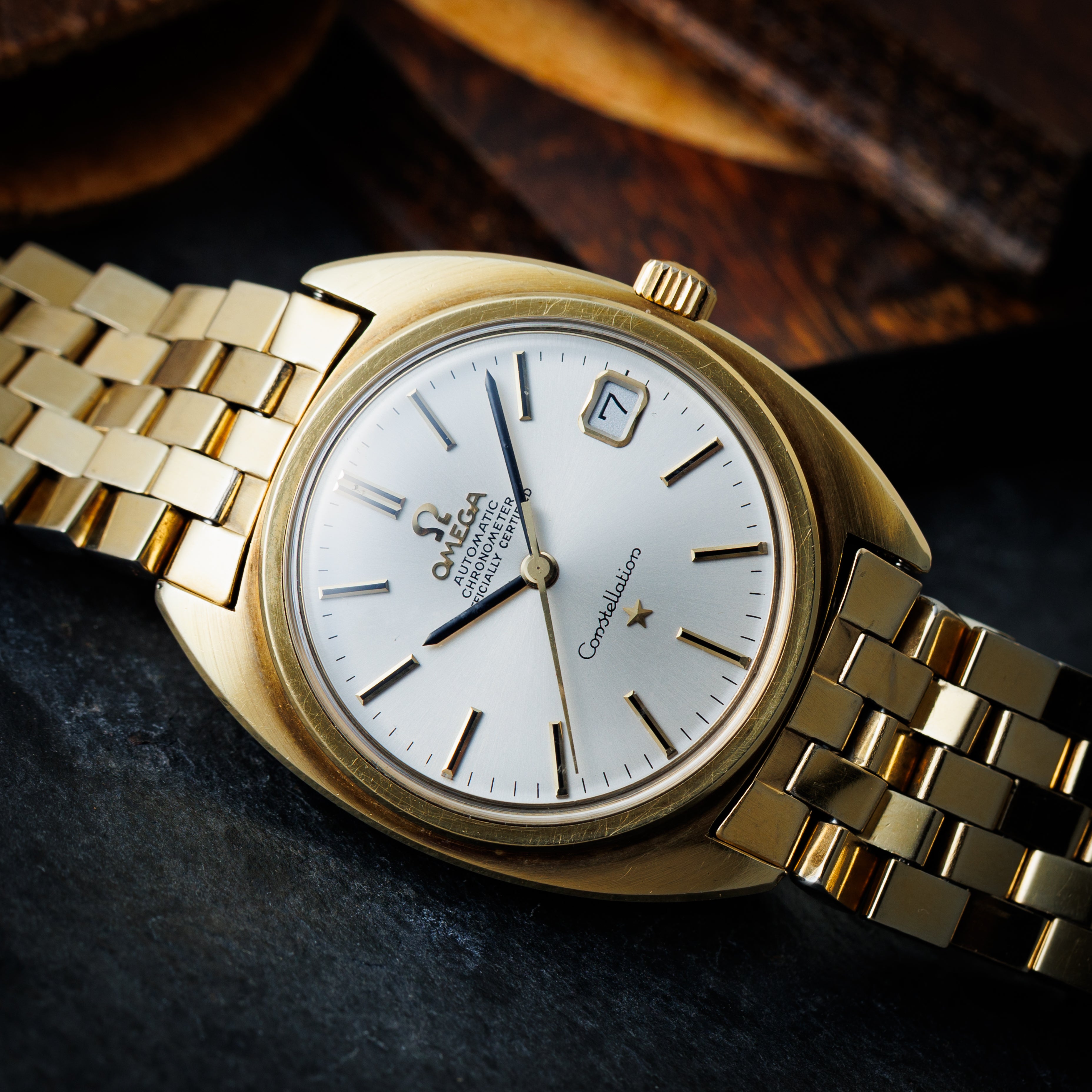 オメガ コンステレーション トップゴールドケース シルバーダイヤル 1969年製 ジェンタデザイン ブレス付き