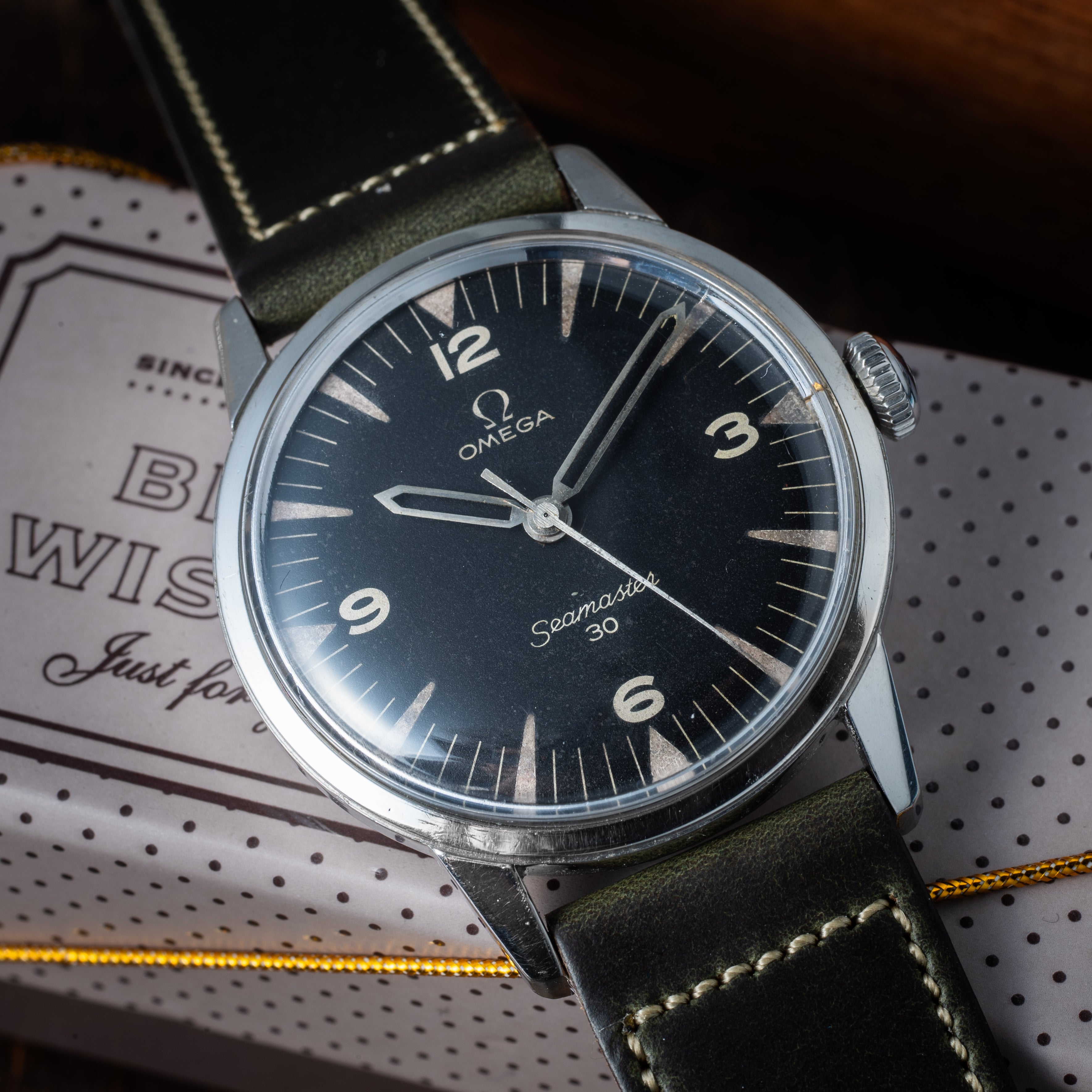 オメガ パキスタン空軍パイロットウオッチ シーマスター30 P.A.F 1962年製 Cal.286
