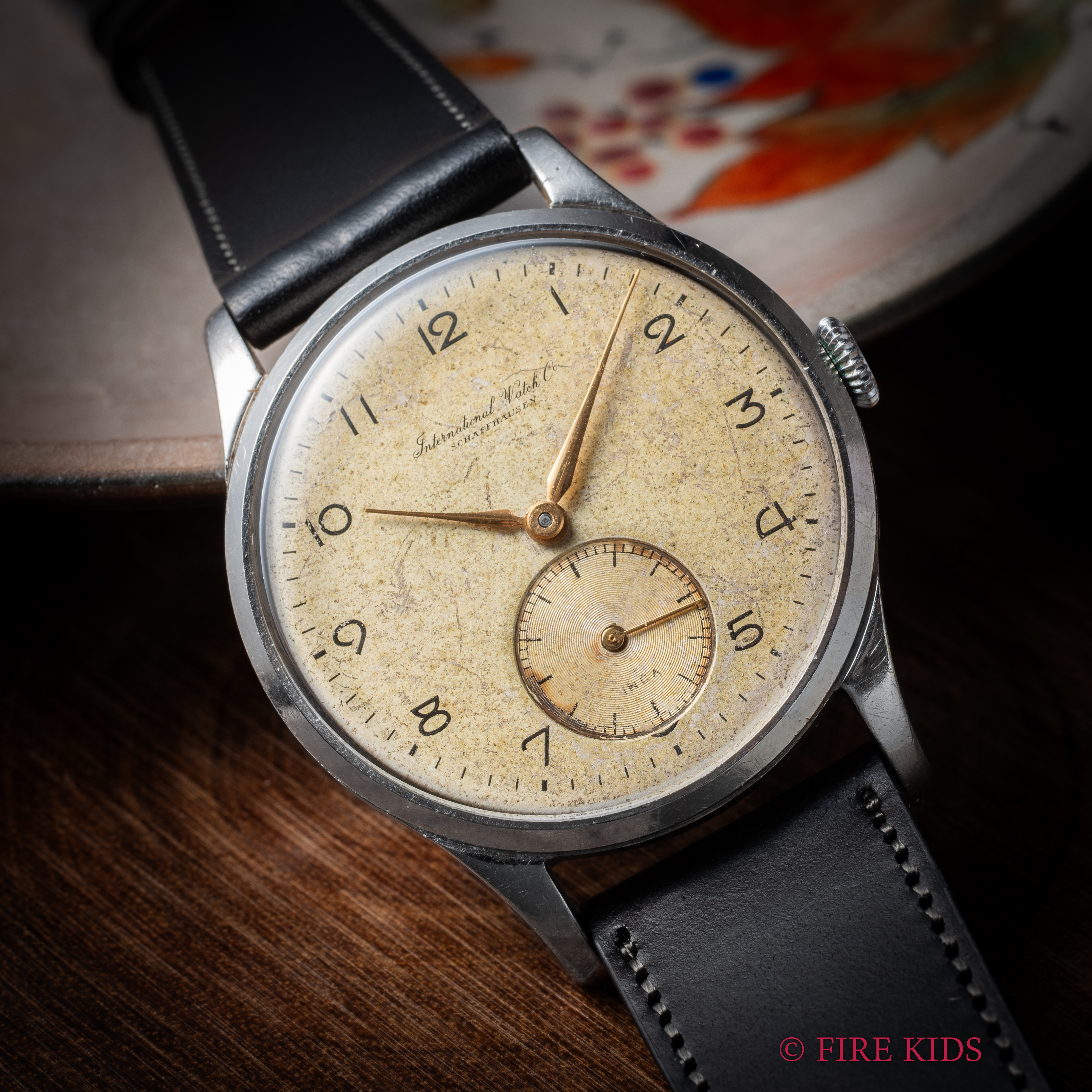 IWC cal.83INCA搭載34㎜ケース 1946年製 手巻 アラビアダイヤル