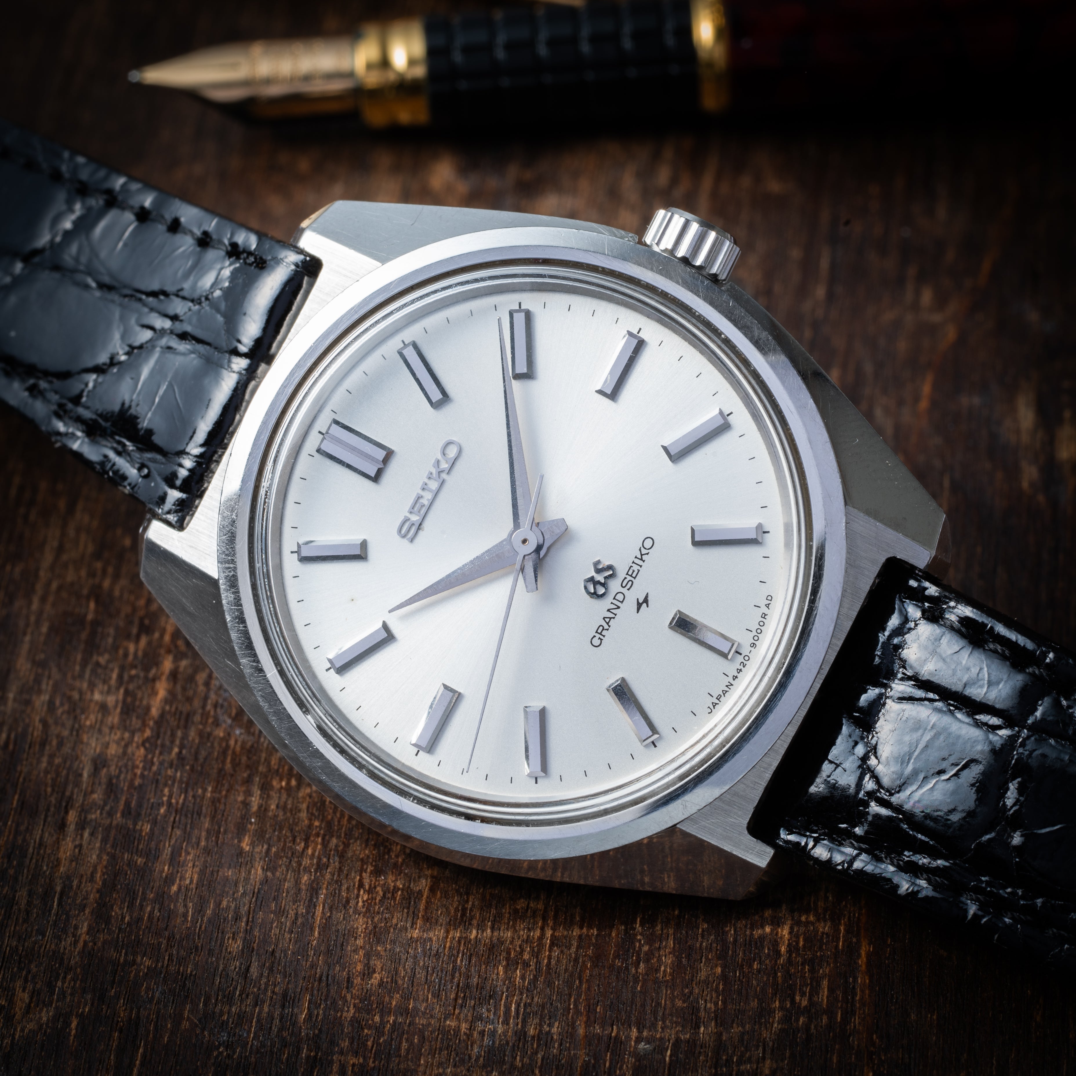 グランドセイコー 1968年製 Ref.4420-9000 セイコースタイルケース 44GS後期 手巻きノンデイト 純正尾錠付き